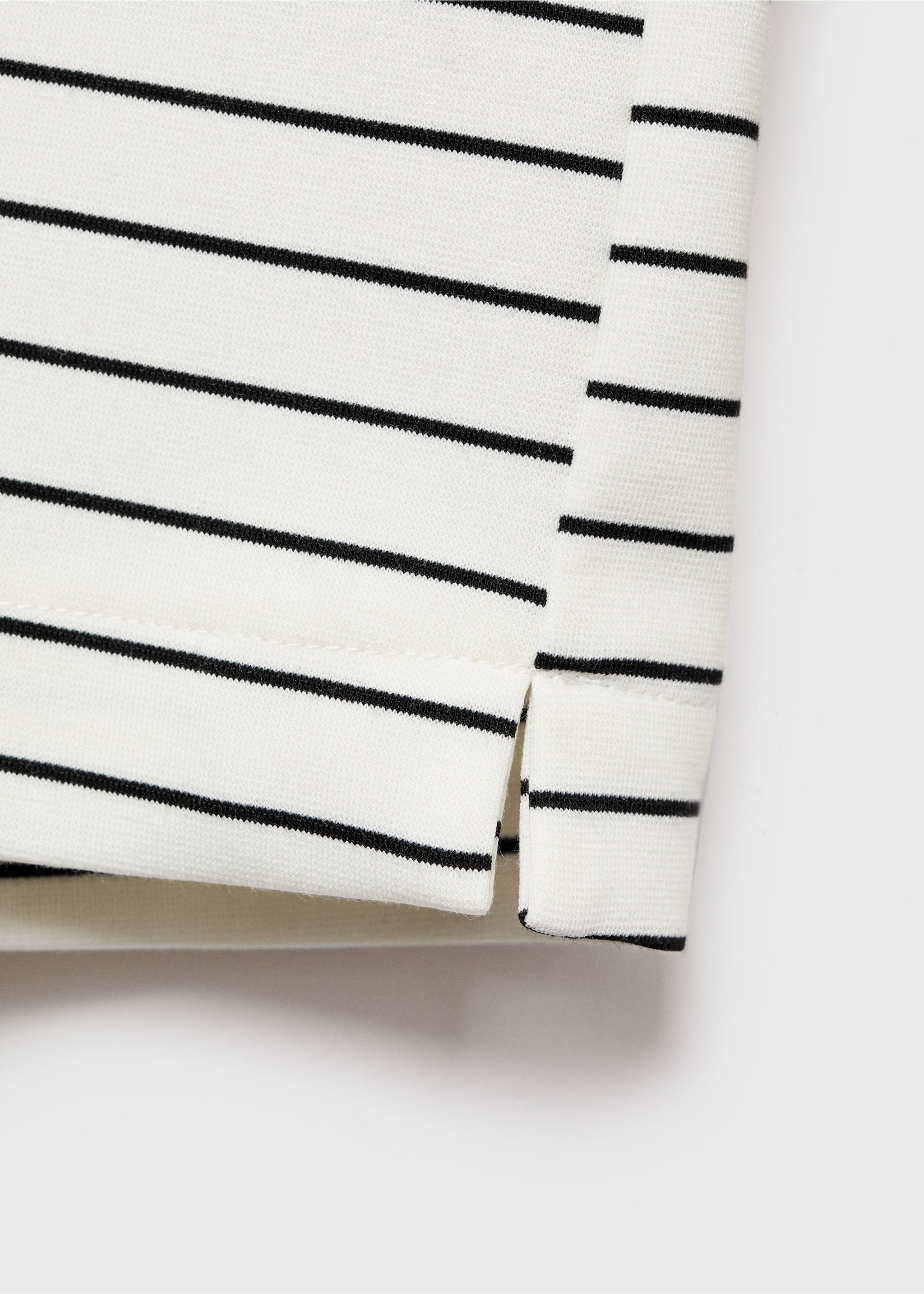 Striped long sleeves t-shirt - Details of the article 0, Ecru. Ref: 17025978-00.