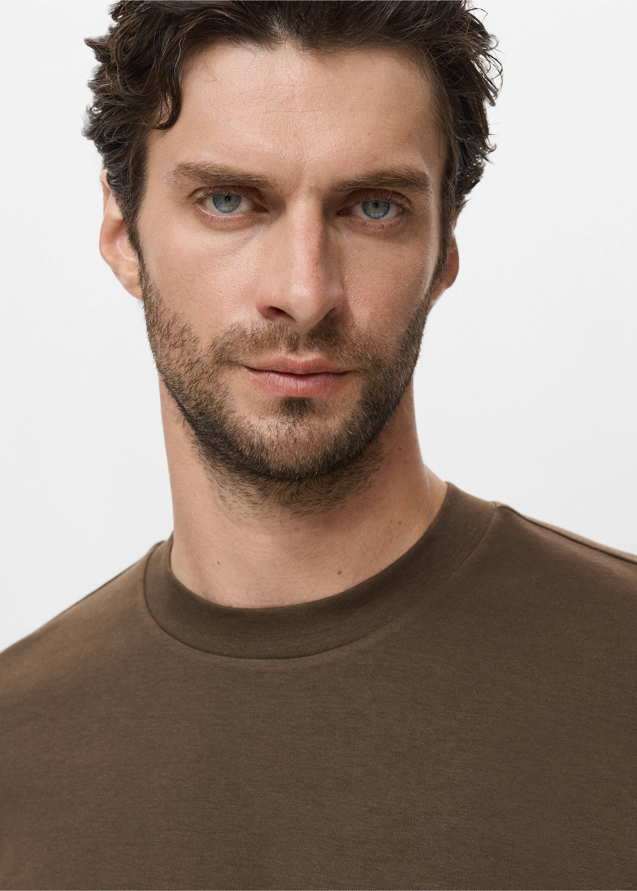 T-shirt manches longues regular-fit - Détail de l'article 1, Olive. Ref: 17025979-00.