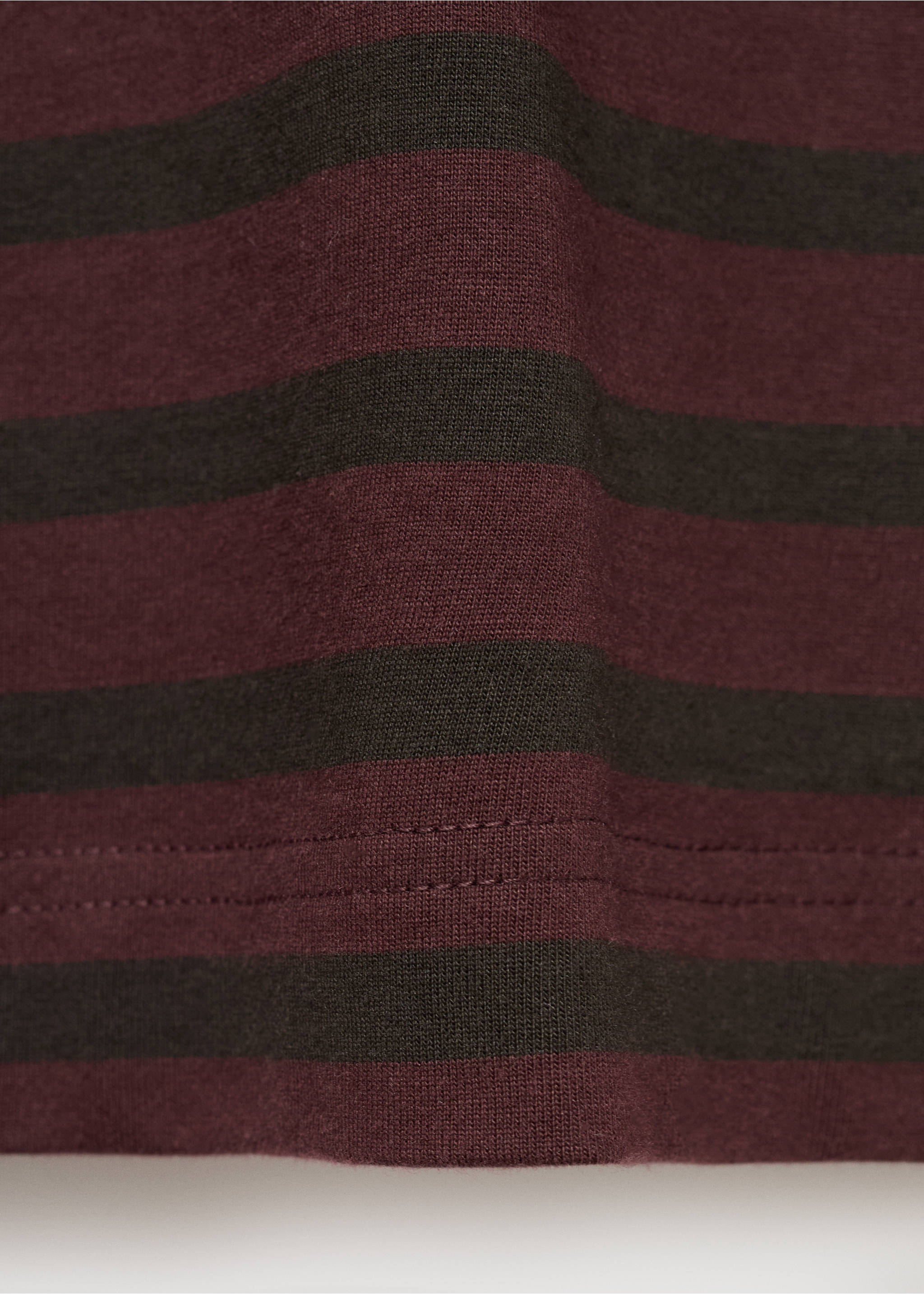 T-shirt 100 % coton rayures relaxed-fit - Détail de l'article 0, Lie de vin. Ref: 17025980-00.