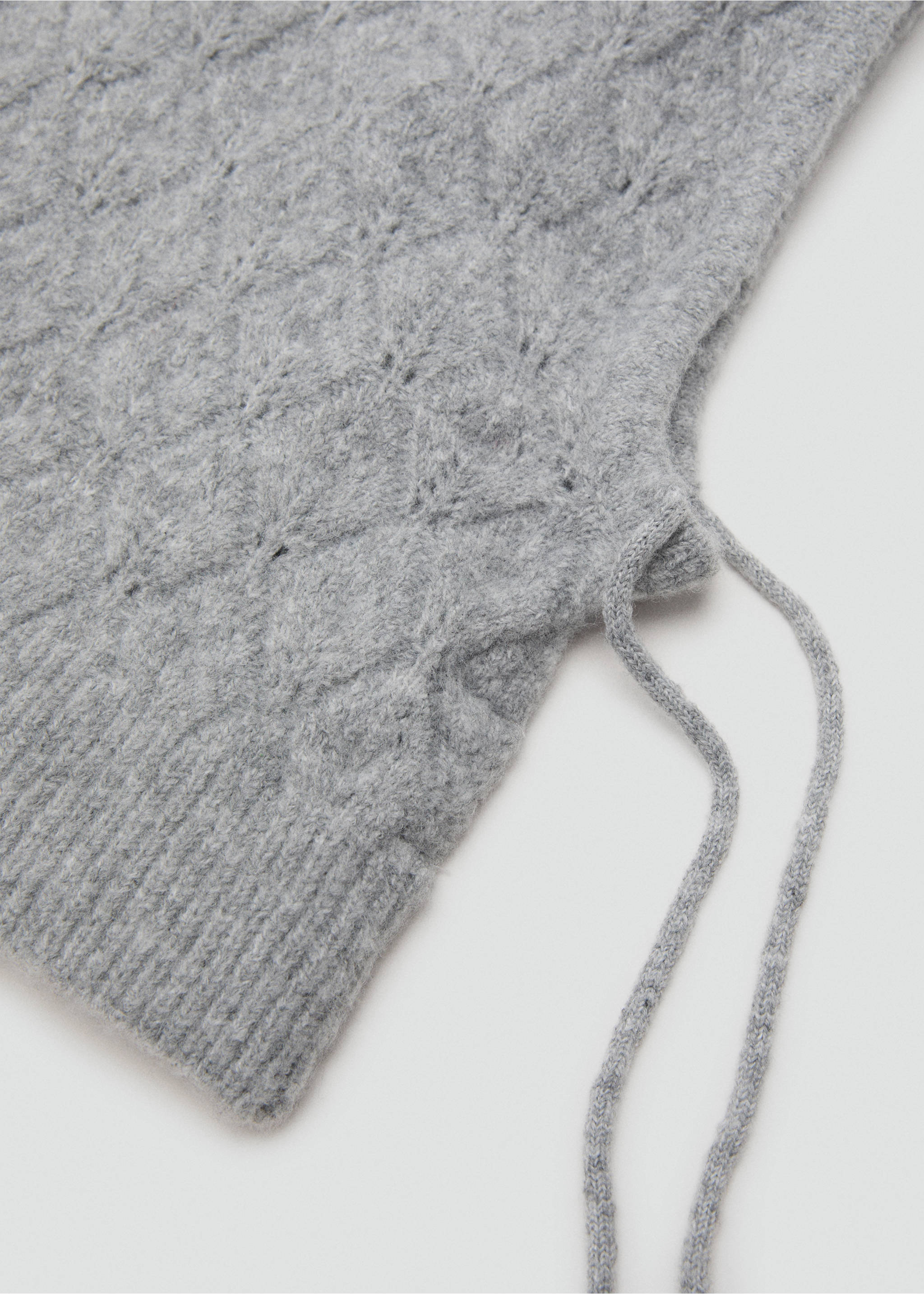 Gestrickte Balaclava - Mittlere Ansicht, Grau. Ref: 17026350-00.