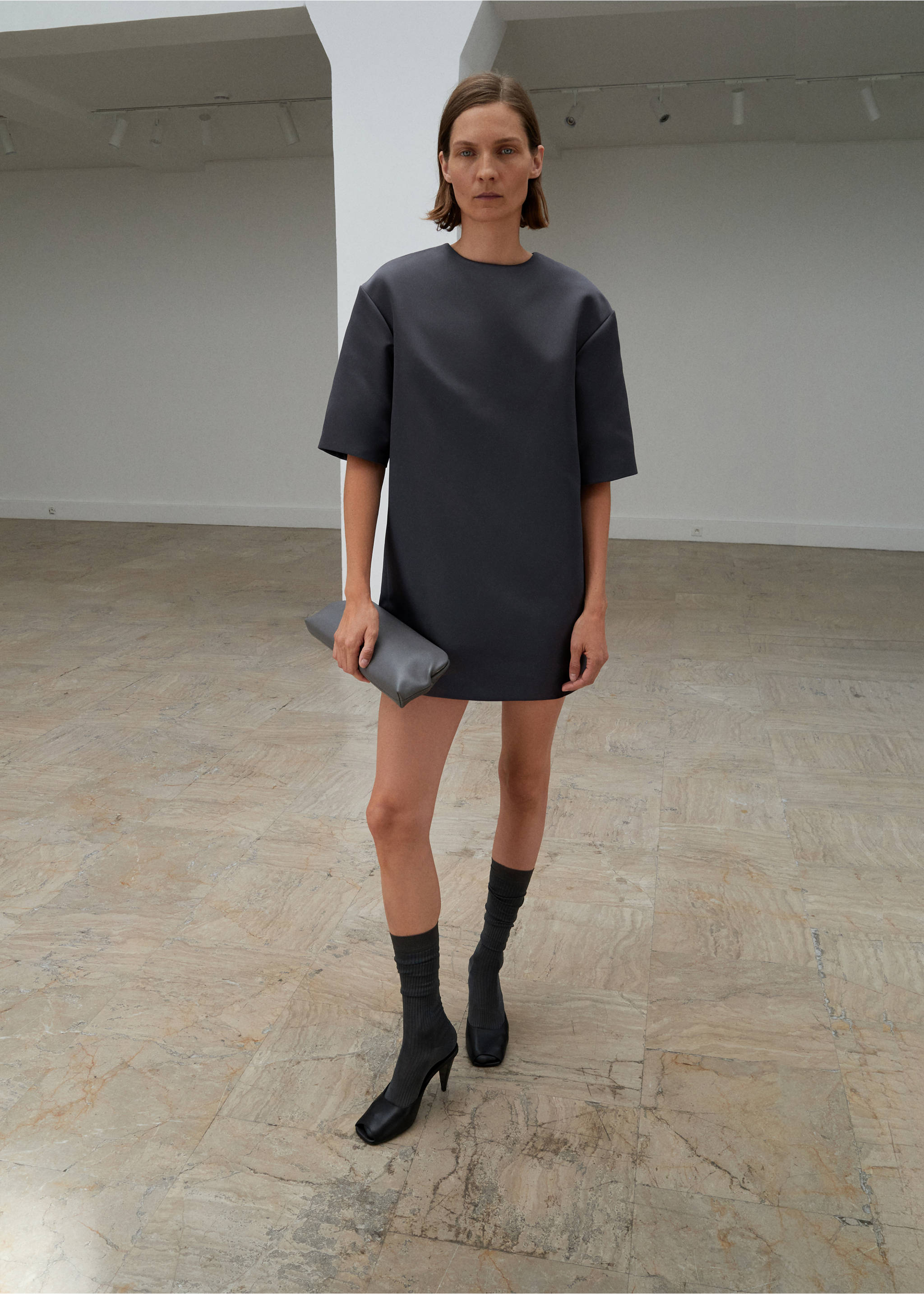 Dark grey short-sleeved mini dress with a round neckline and structured silhouette., Charcoal. Ref: 17026357-00.
