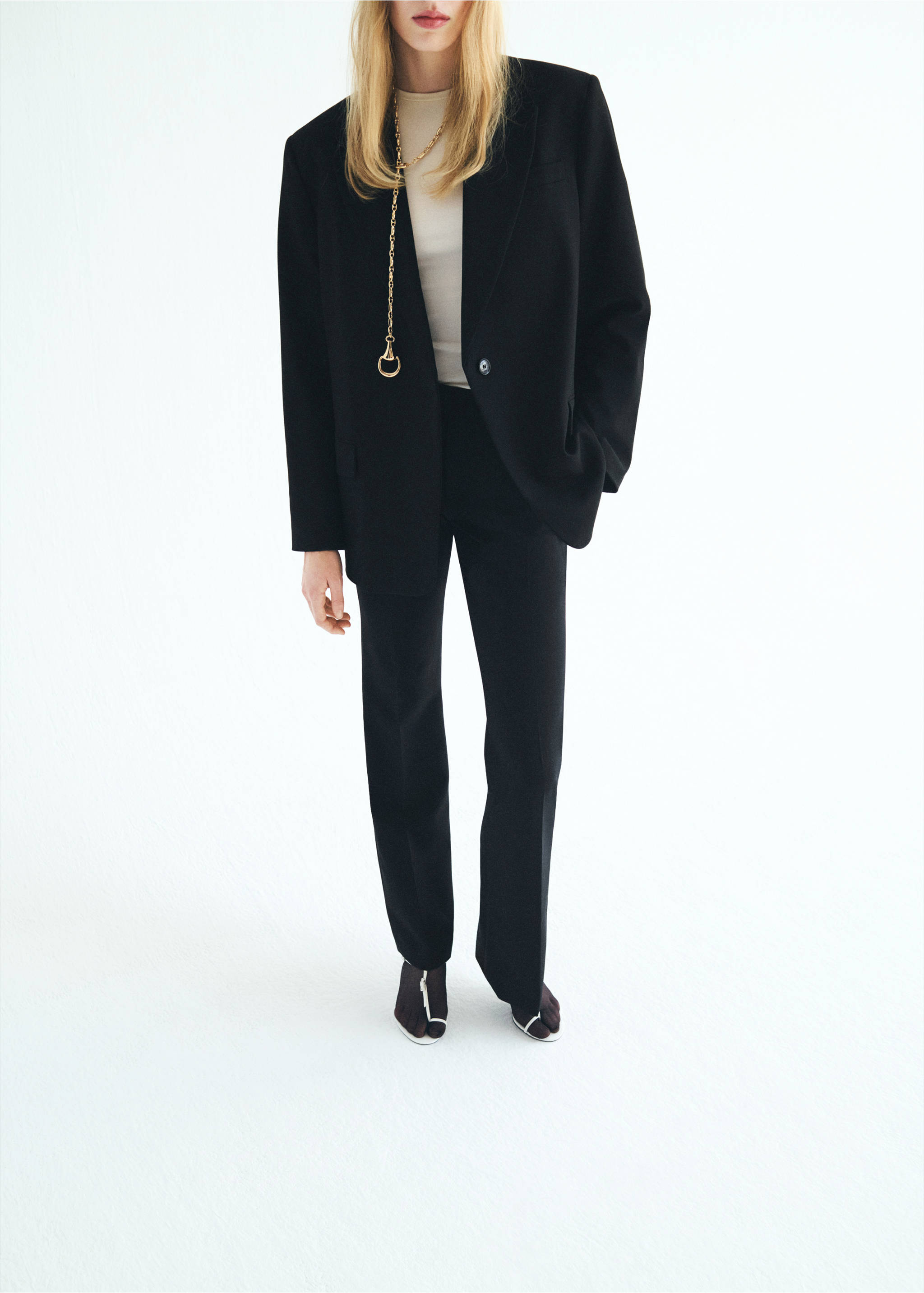 Pantalon flare taille normale - Plan moyen, Noir. Ref: 17026738-00.