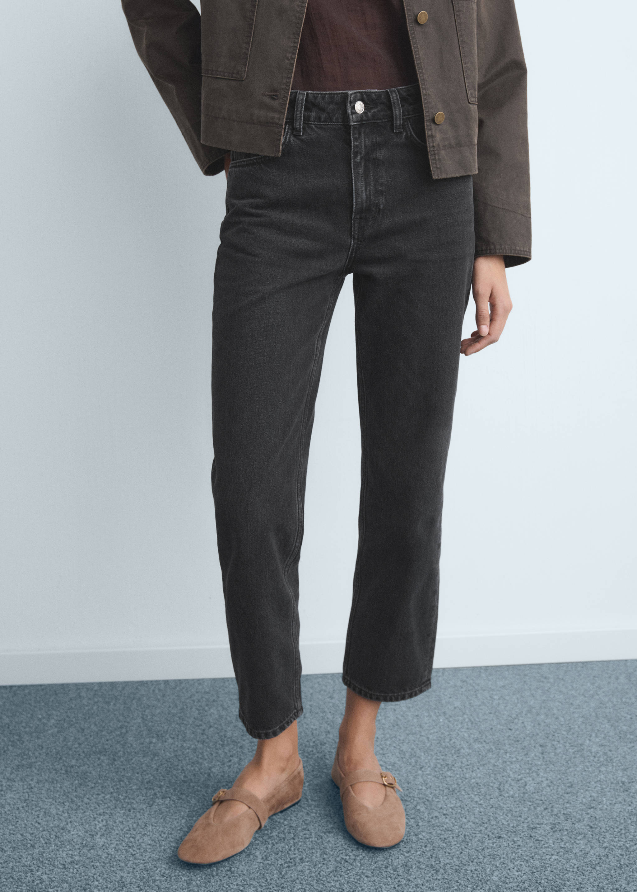 Gerade Jeans mit mittlerem Bund - Mittlere Ansicht