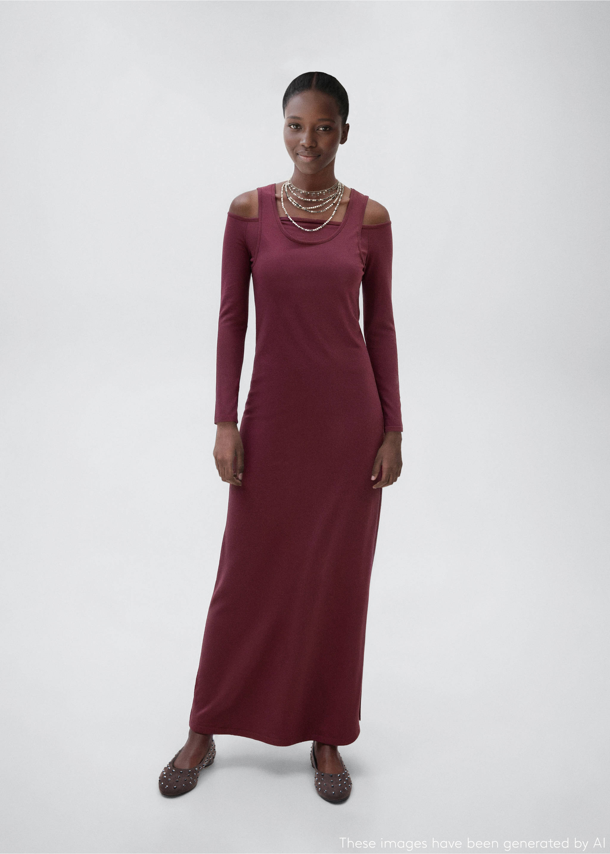 Long dress with cut-out - General plane, Burgundy. Ref: 17027763-00.