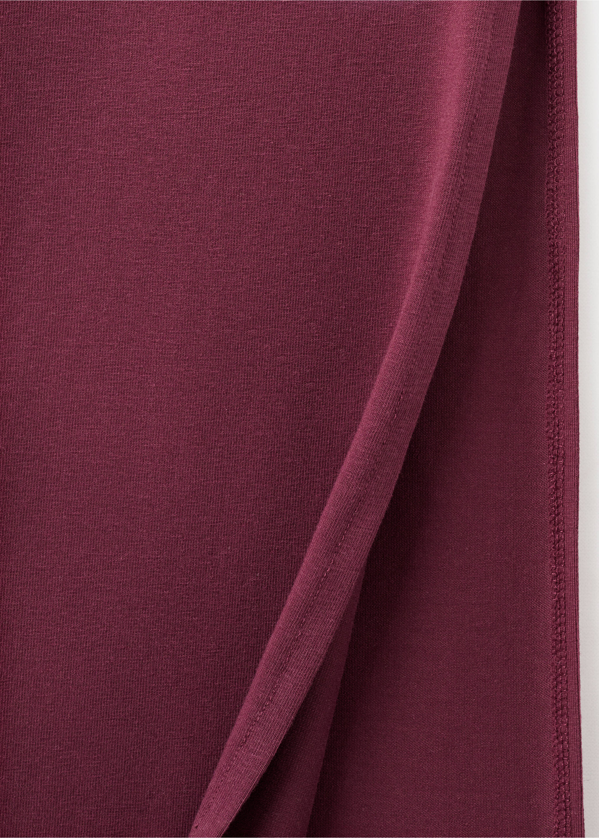 Long dress with cut-out - Details of the article 8, Burgundy. Ref: 17027763-00.