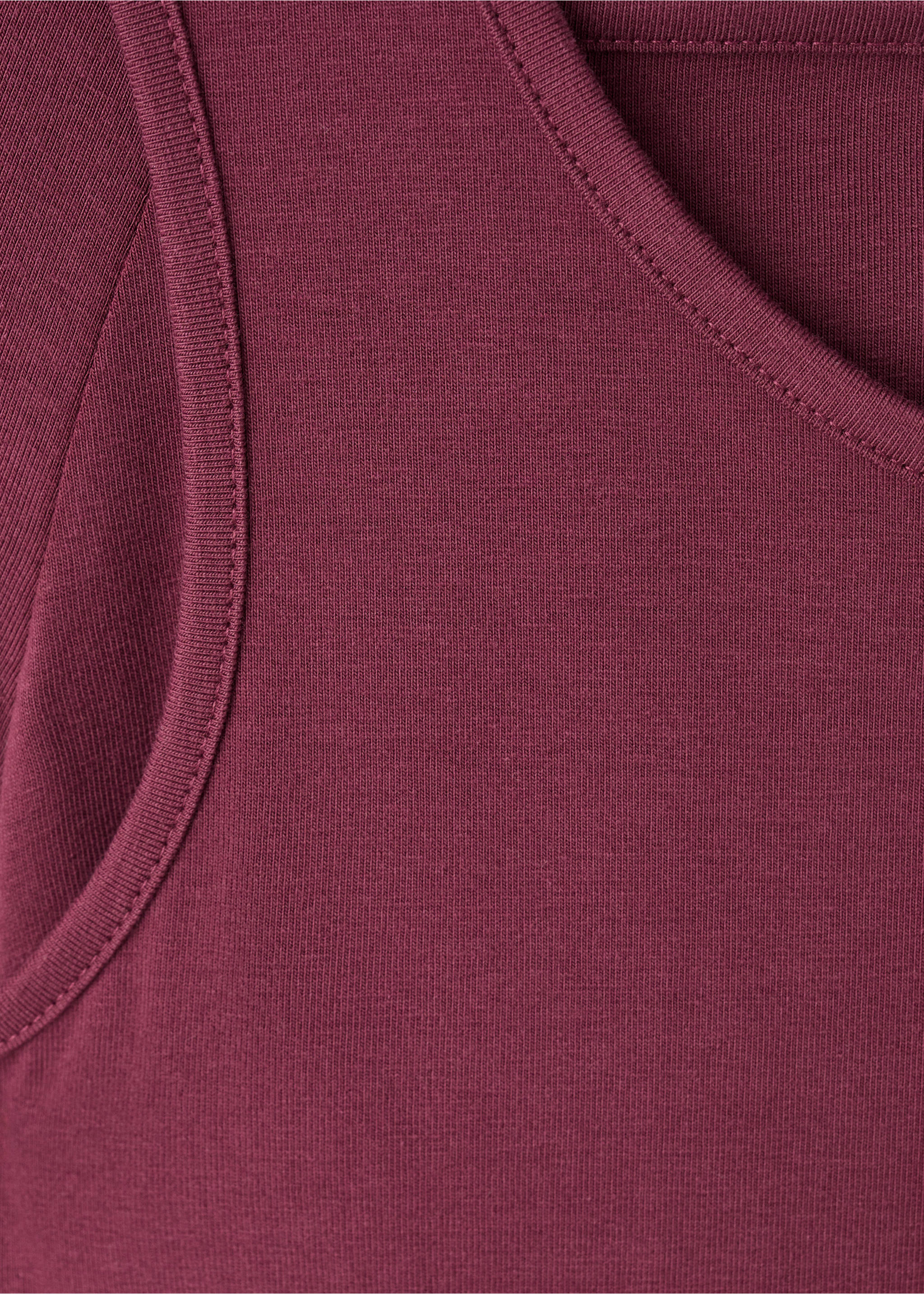 Long dress with cut-out - Details of the article 0, Burgundy. Ref: 17027763-00.