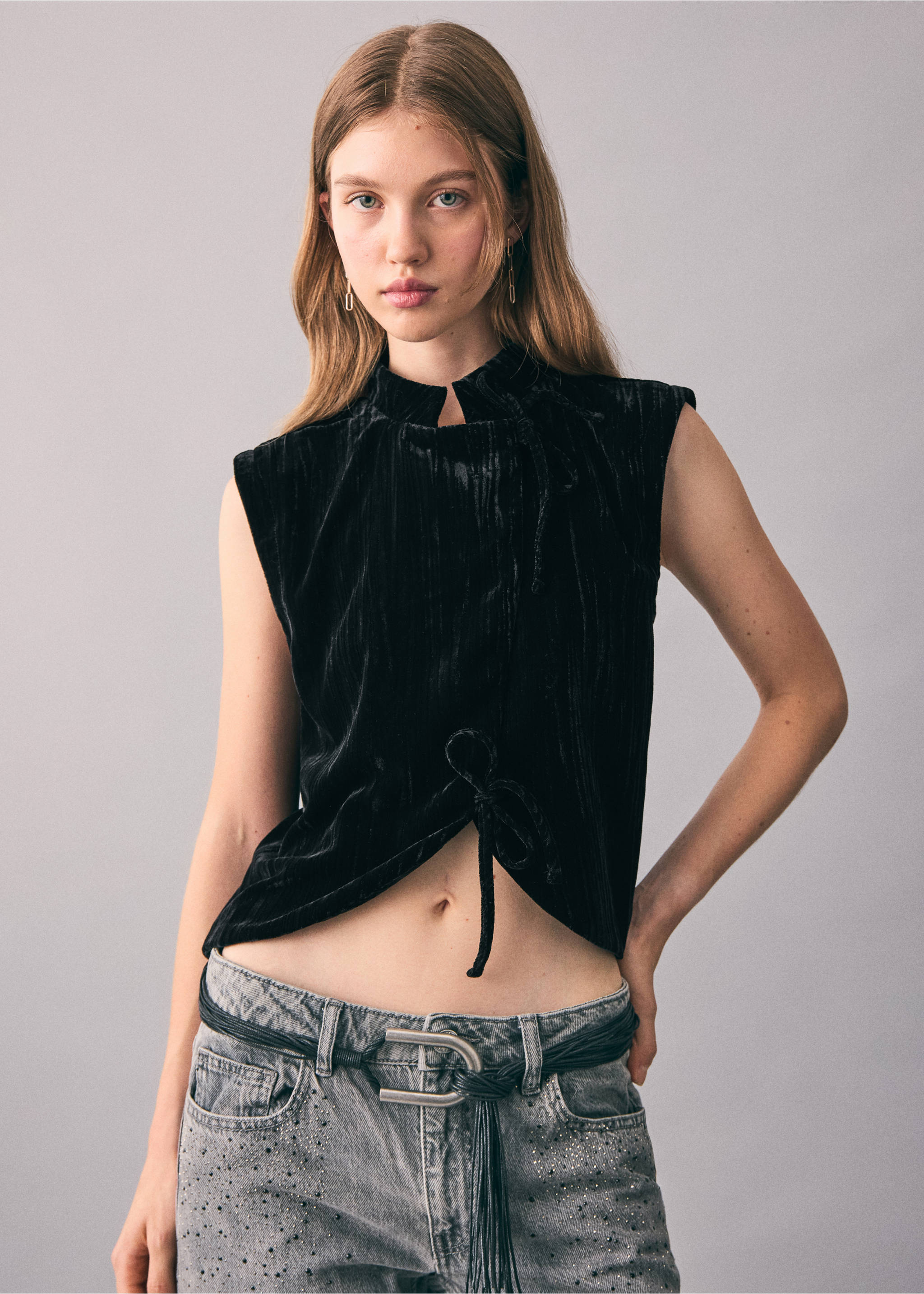 Velvet gilet - Medium plane, Black. Ref: 17027786-00.