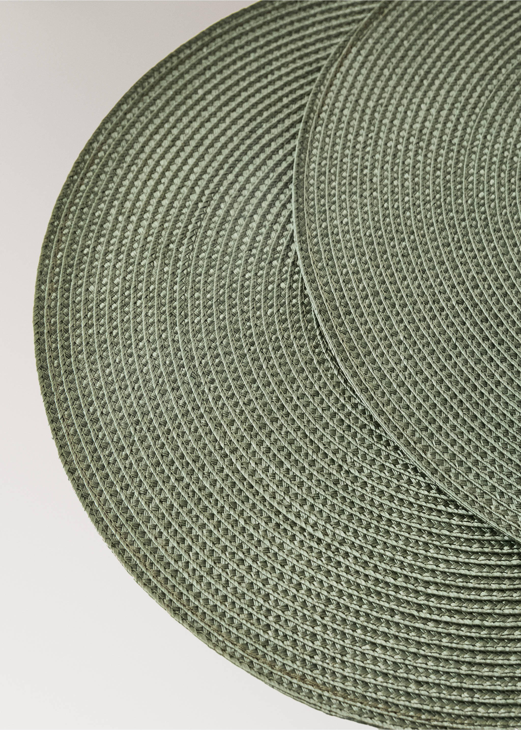 Polypropylene placemats - Details of the article 1, Green. Ref: 17027787-00.