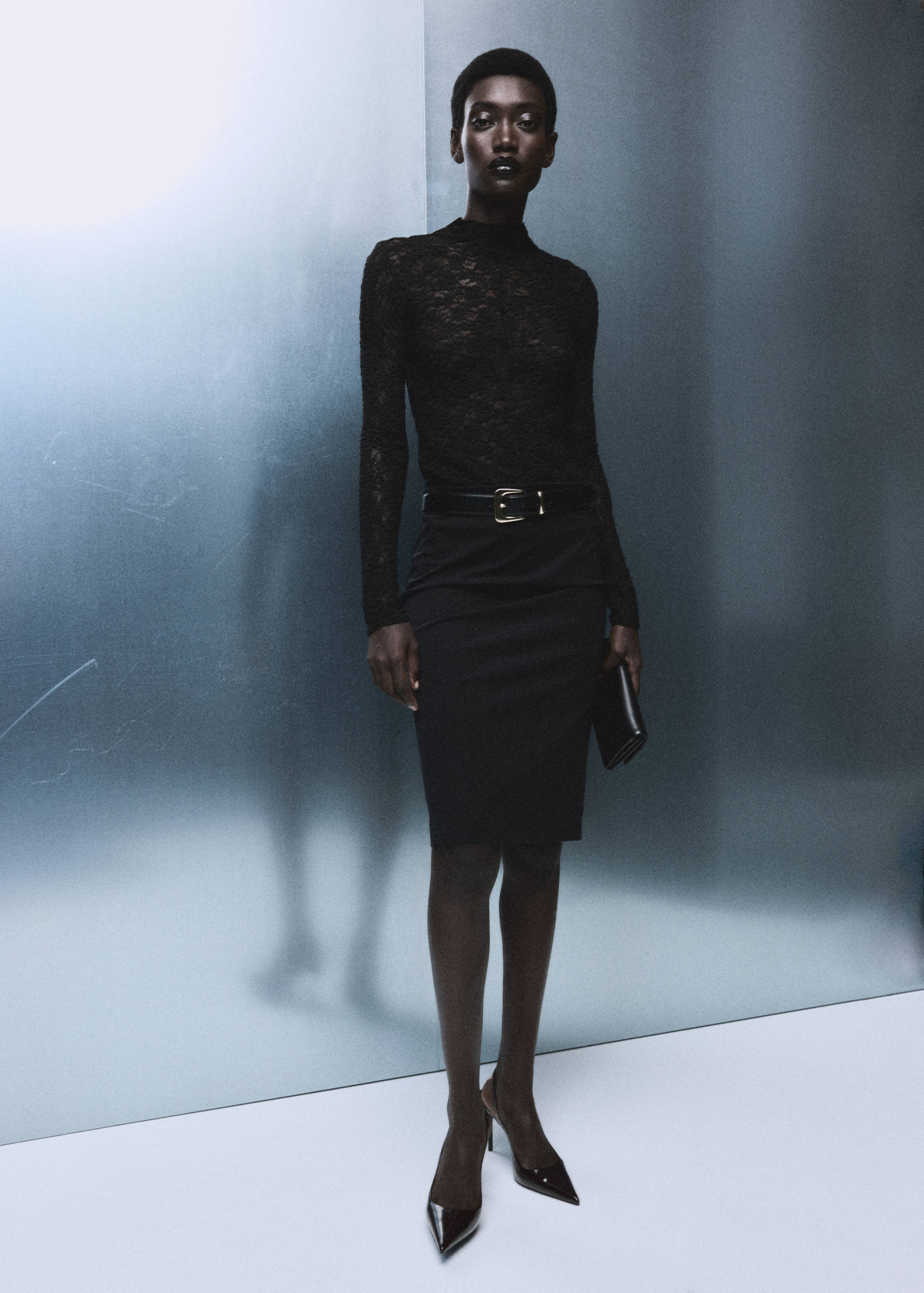 Lace top with perkins collar - General plane