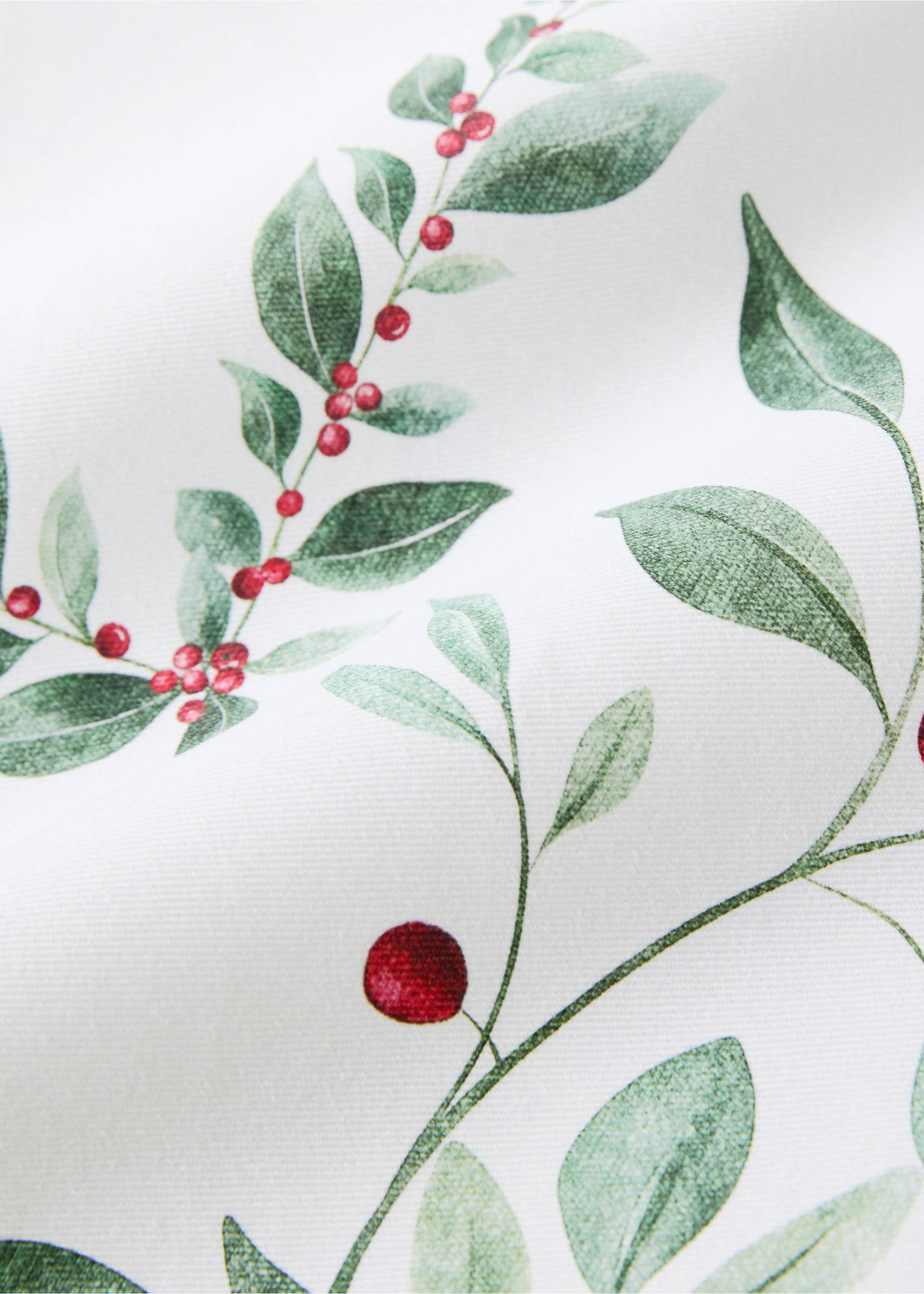 White tablecloth with a botanical print of green leaves and red berries., Ecru. Ref: 17027795-00.