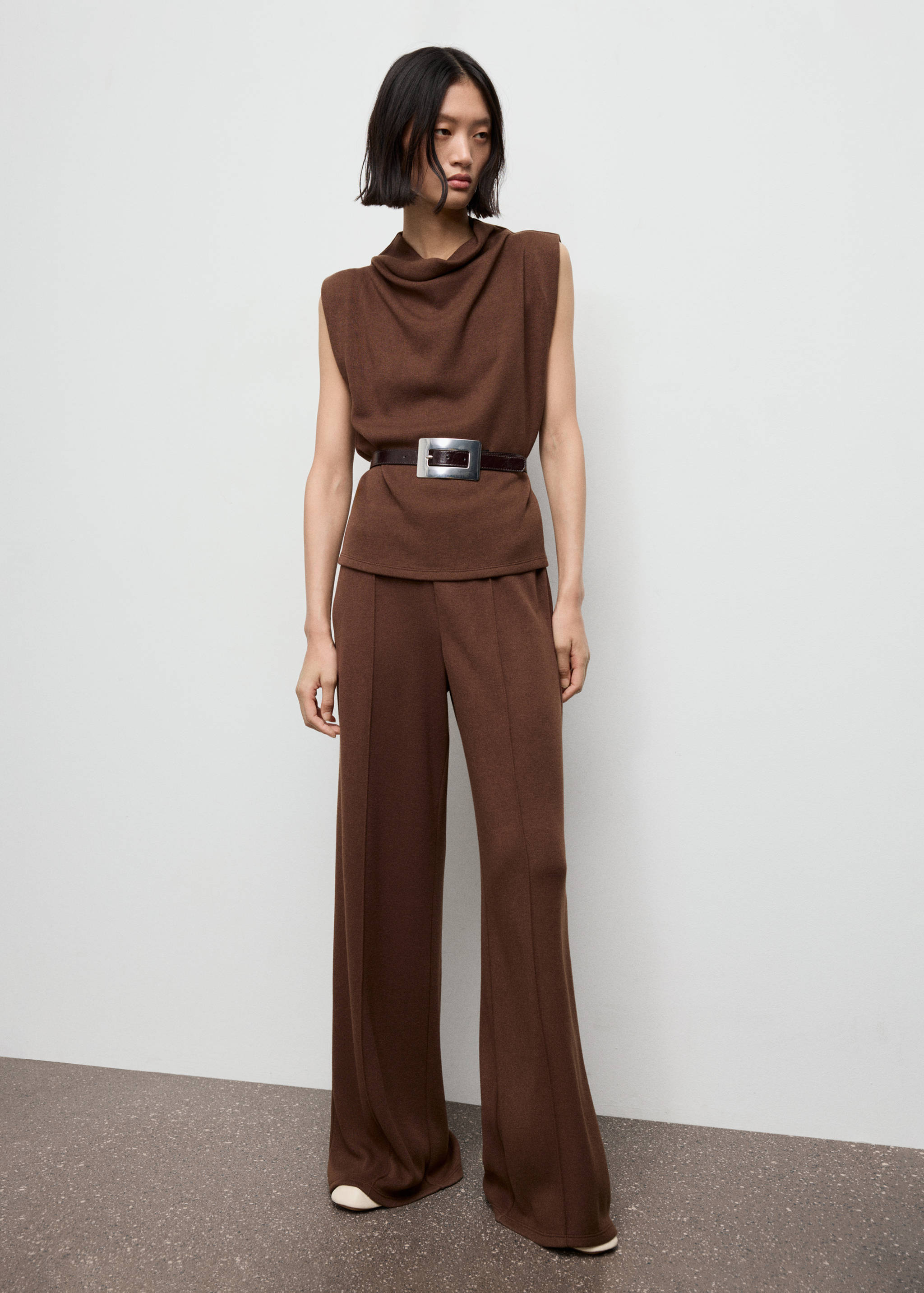 Seam-detail straight-fit trousers - General plane