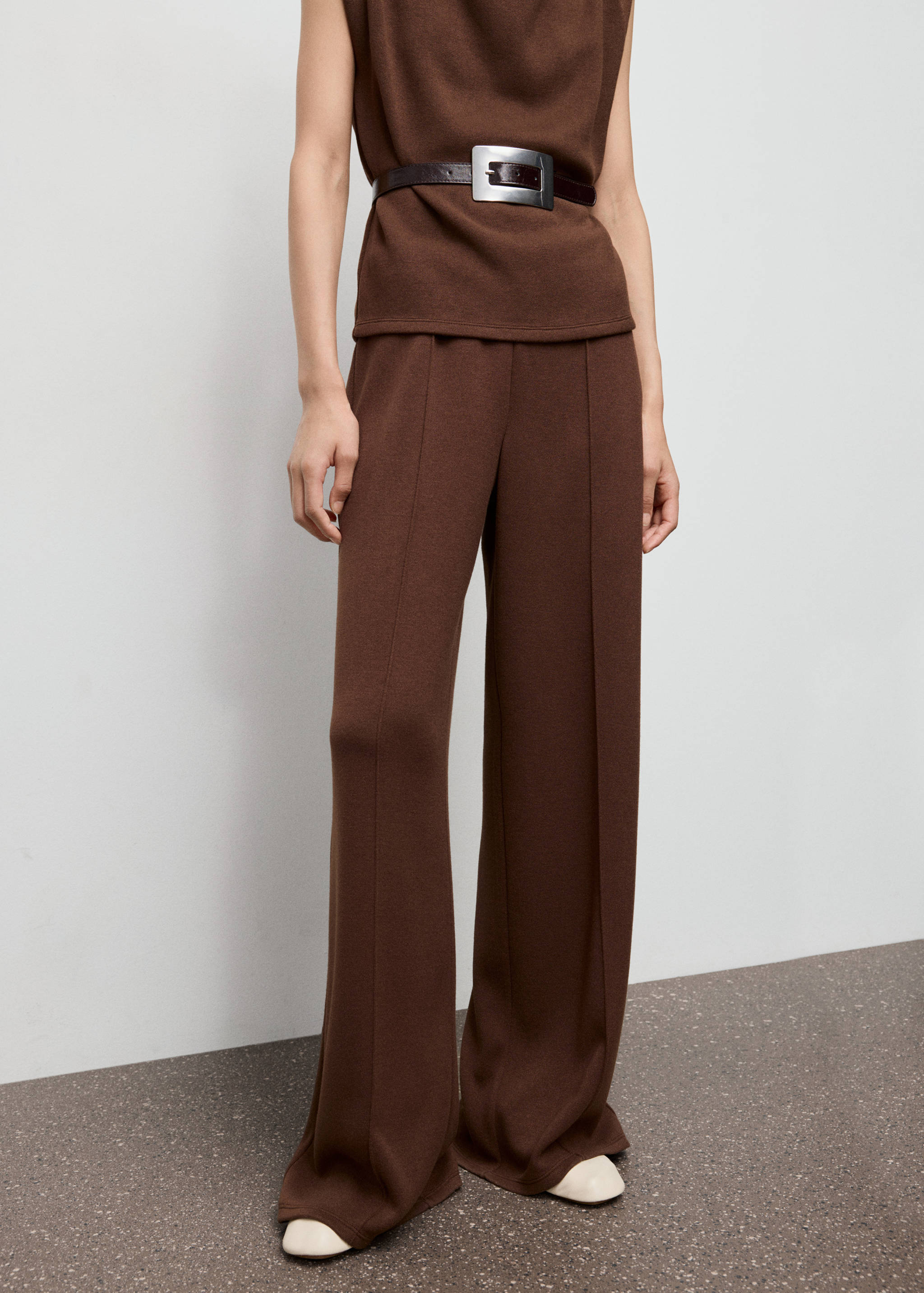 Seam-detail straight-fit trousers - Medium plane