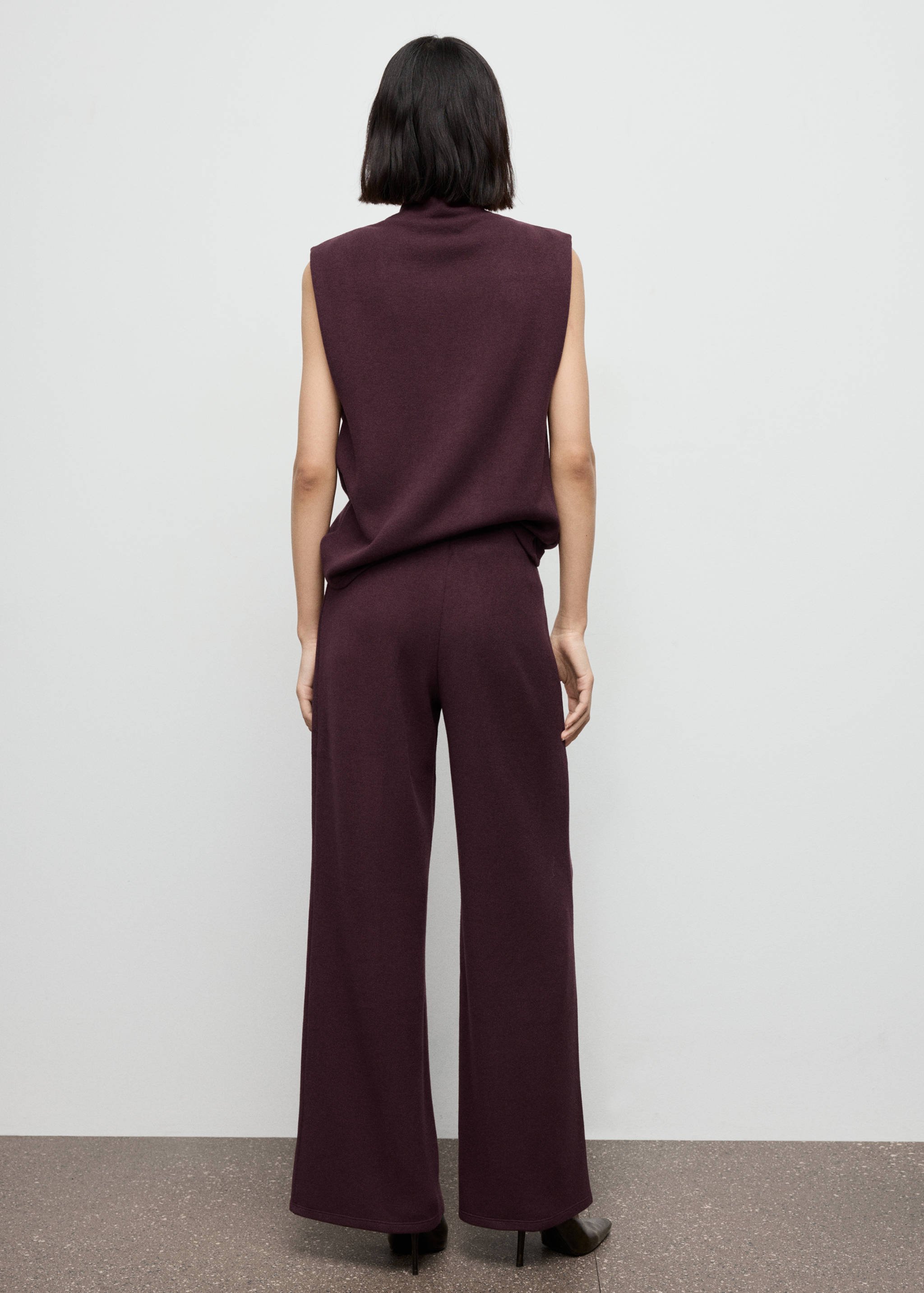 Seam-detail straight-fit trousers - Reverse of the article