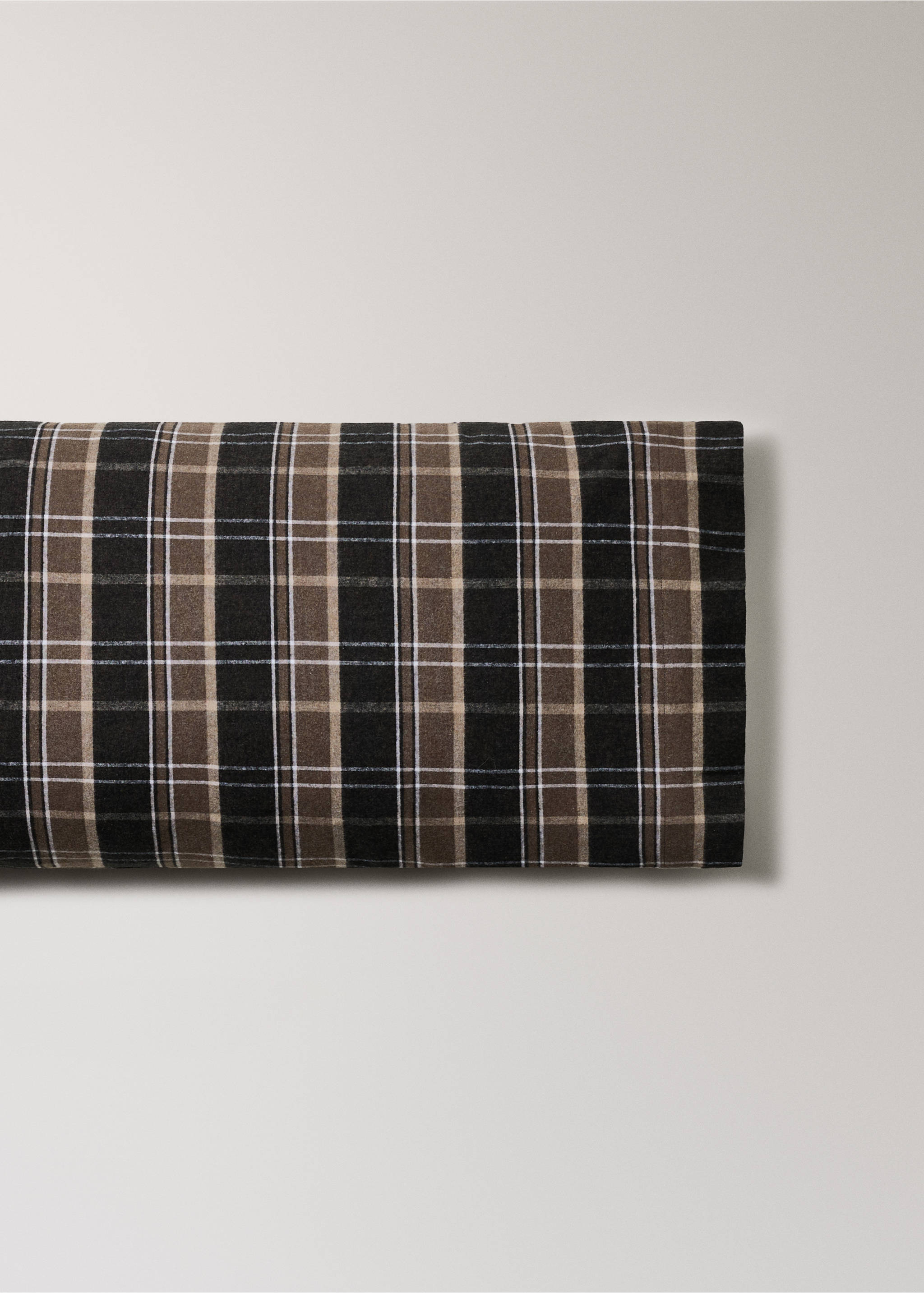 Kopfkissenbezug aus Baumwollflanell, Melange-Garn, kariert, 45 x 110 cm - Artikel ohne Model, Braun. Ref: 17028278-00.