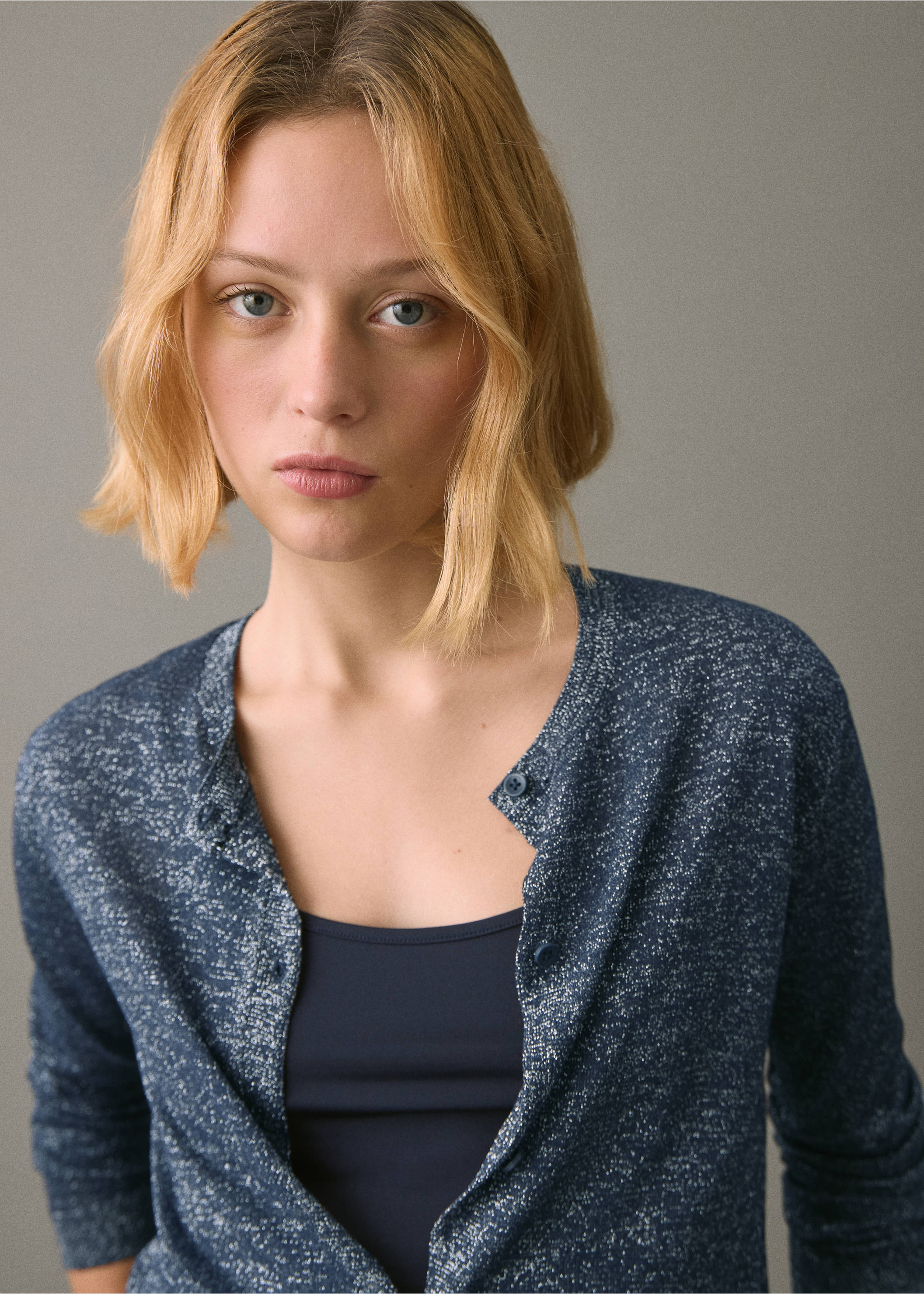 Lurex knitted cardigan - Details of the article 1, Navy. Ref: 17028636-00.