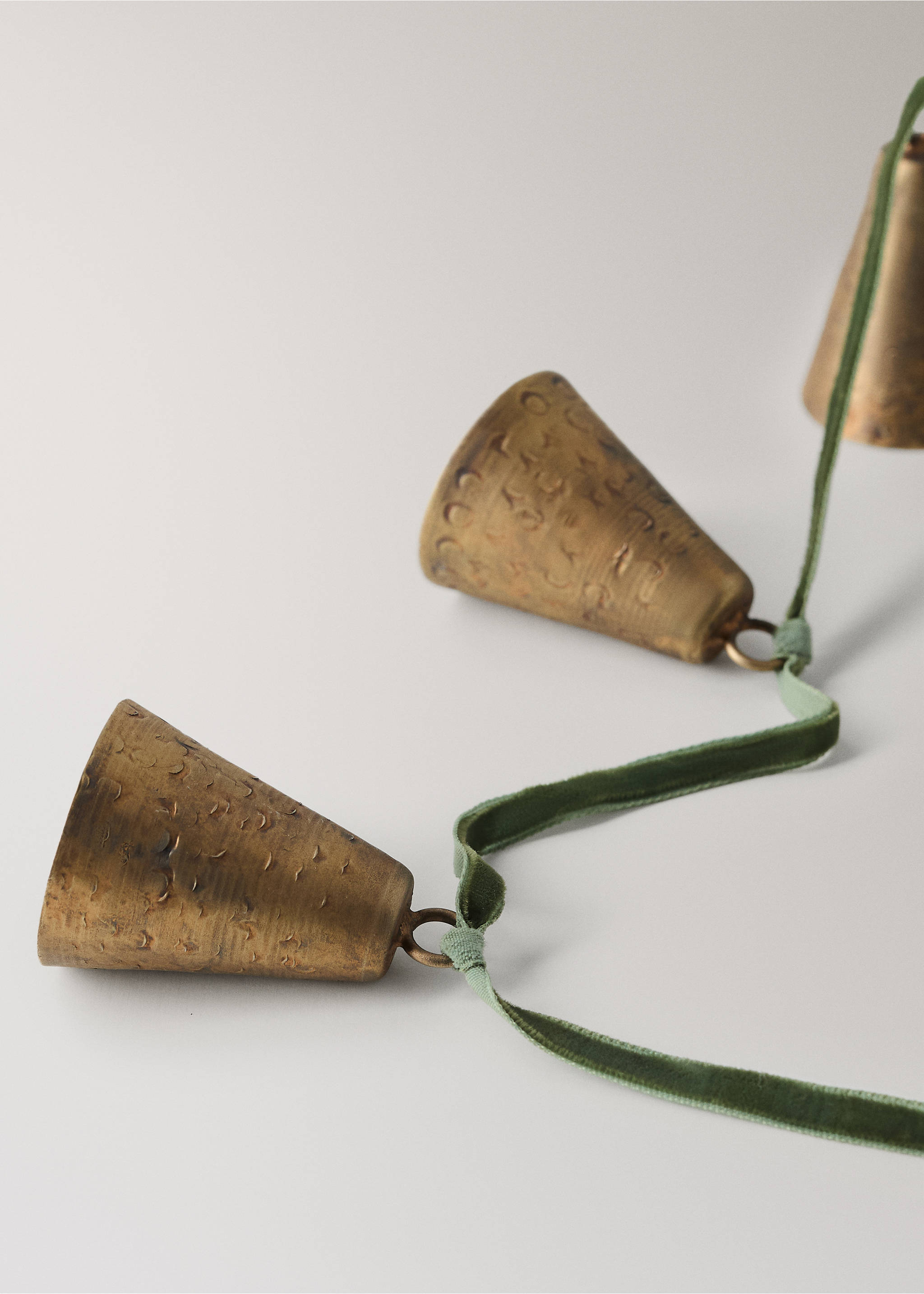 Decorative bell garland - Details of the article 3, Green. Ref: 17029095-00.