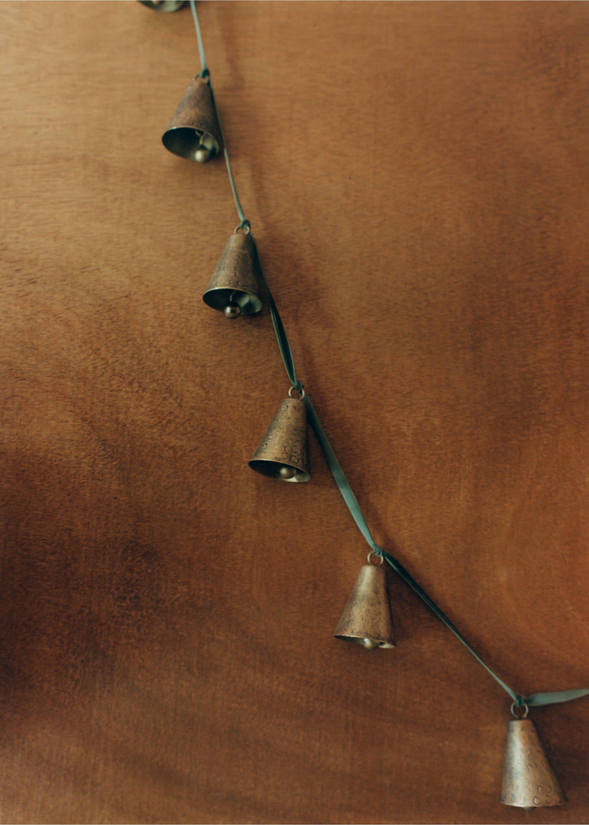 Decorative bell garland - Details of the article 6, Green. Ref: 17029095-00.