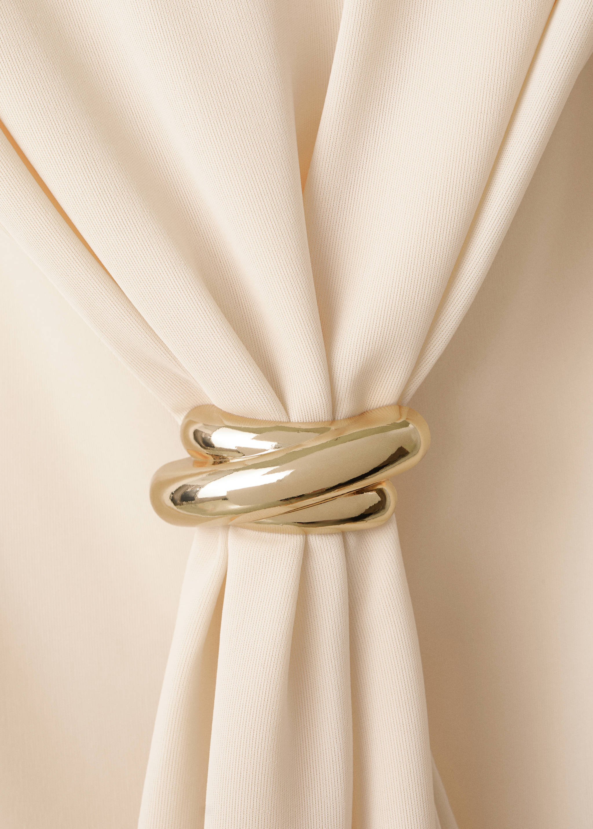 Draperad topp med metallisk detalj - Detaljer om artikeln 0