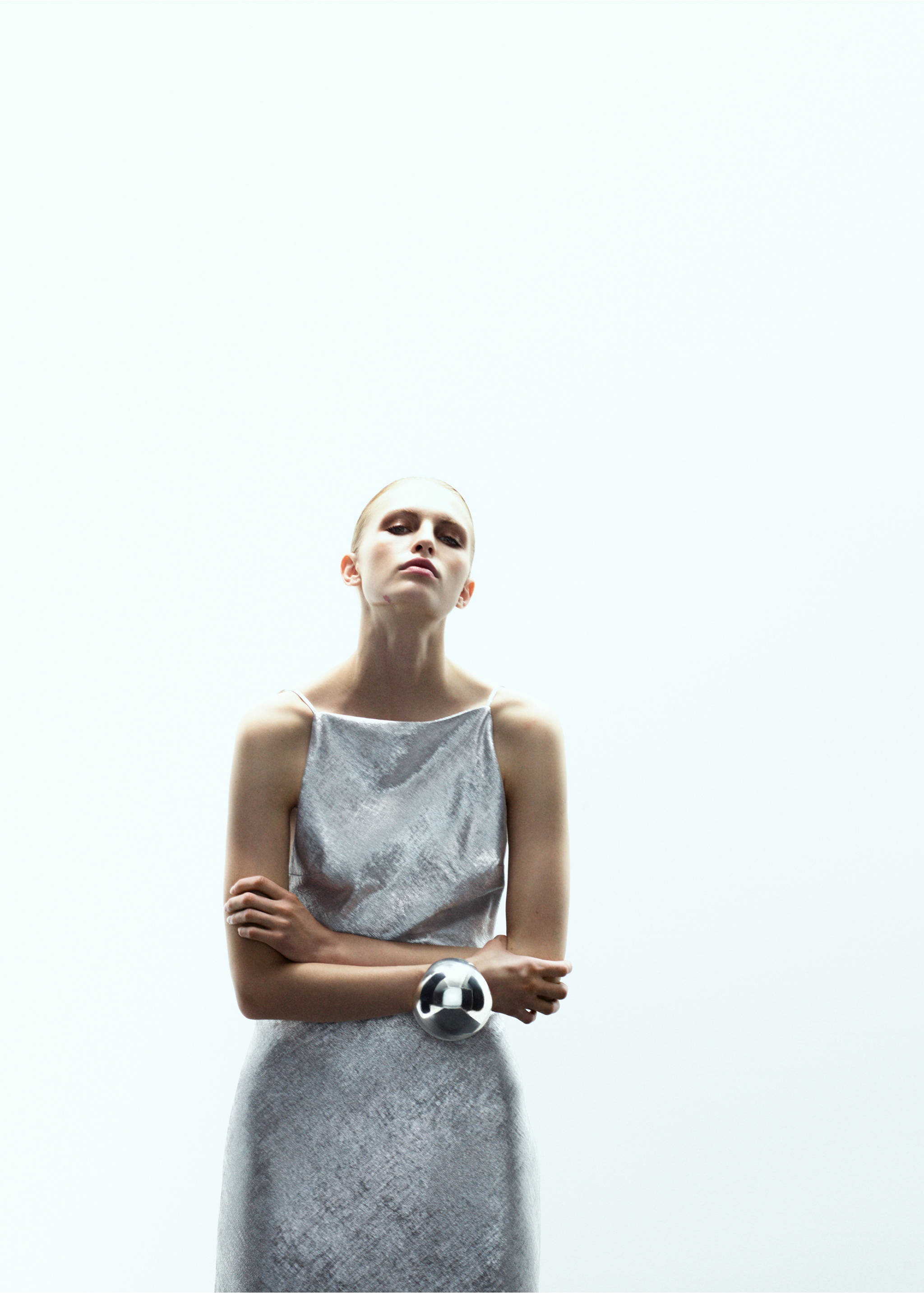 Silver sleeveless dress with thin straps and a metallic textured finish., Silver. Ref: 17029118-00.