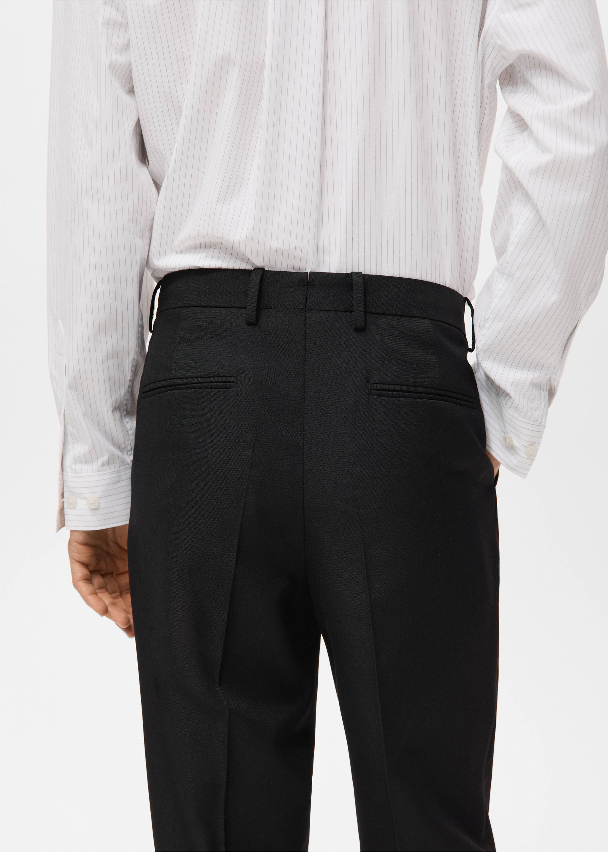 Regular-fit suit trousers with pleats - Details of the article 3, Black. Ref: 17029606-00.