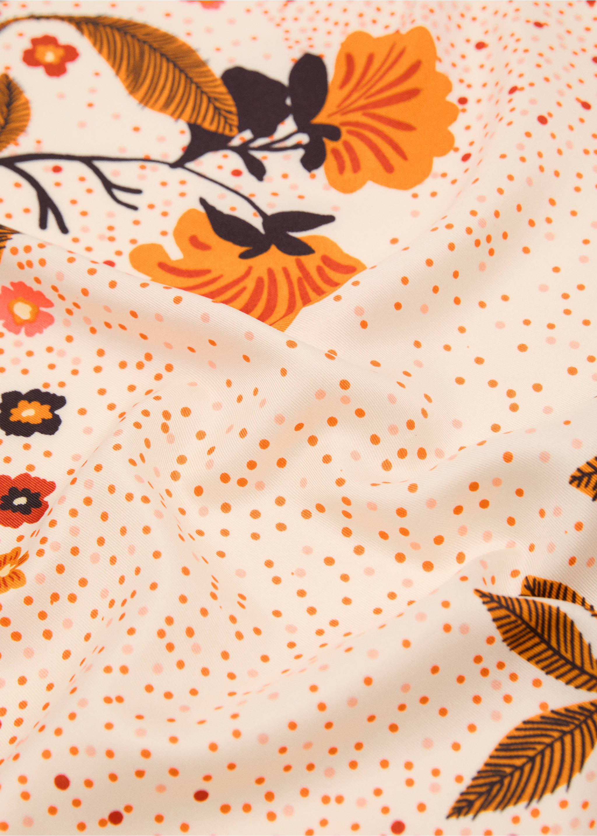 Floral print scarf - Medium plane, Ecru. Ref: 17031131-00.