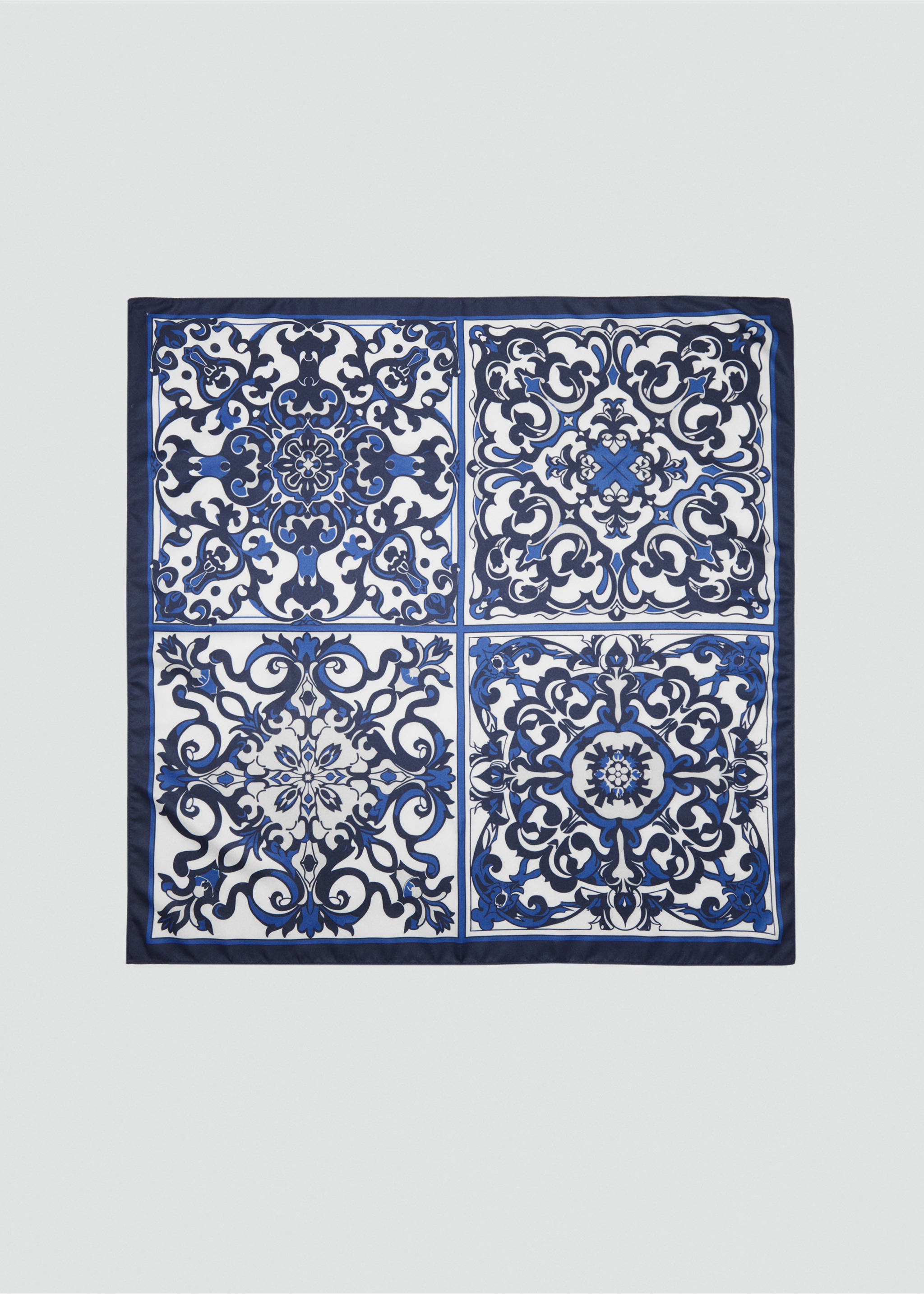 Tile-print scarf - Article without model, Blue. Ref: 17031133-00.