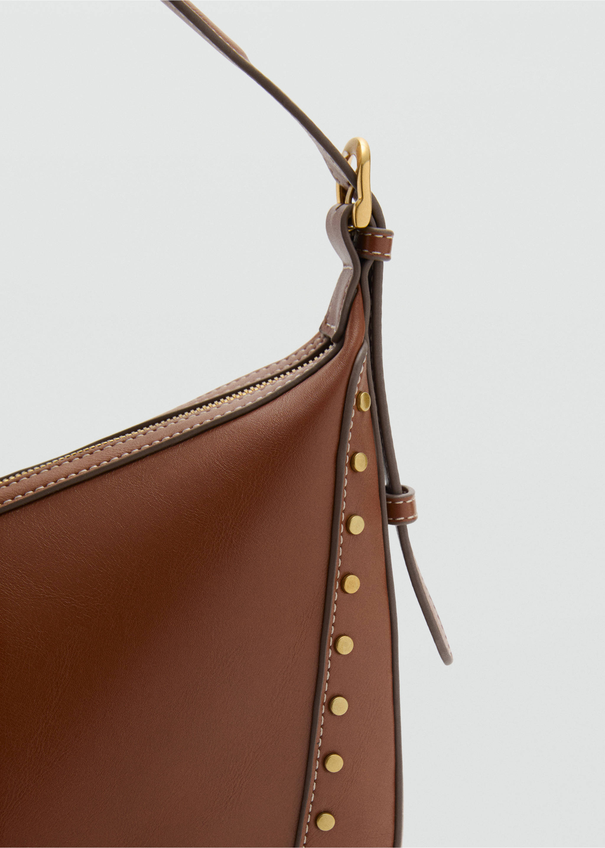 Studded shoulder bag - Details of the article 3, Leather. Ref: 17031140-00.