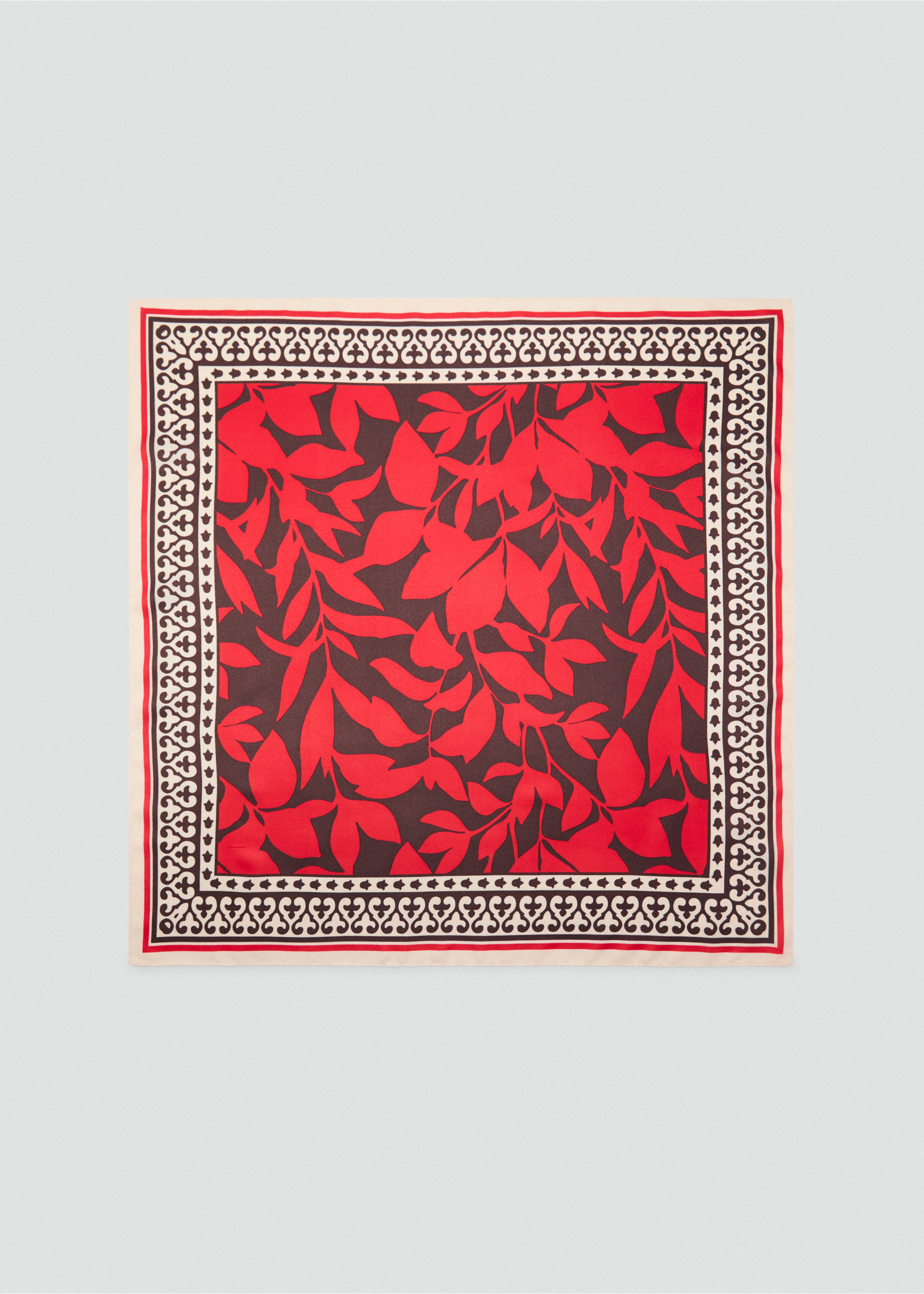 Leaf-print scarf - Article without model, Red. Ref: 17031152-00.