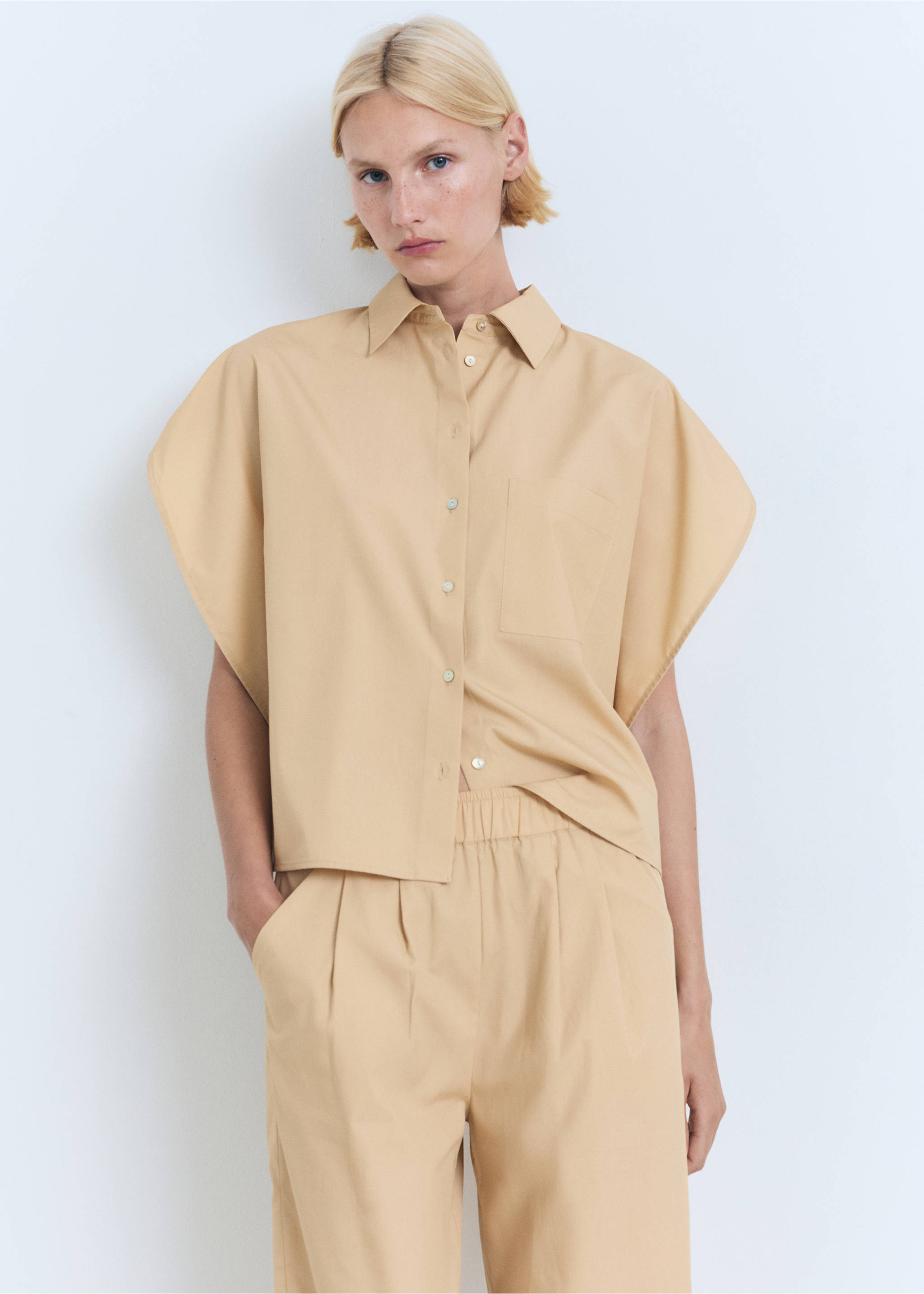 Oversized short-sleeved shirt - Medium plane, Medium Brown. Ref: 17031158-00.