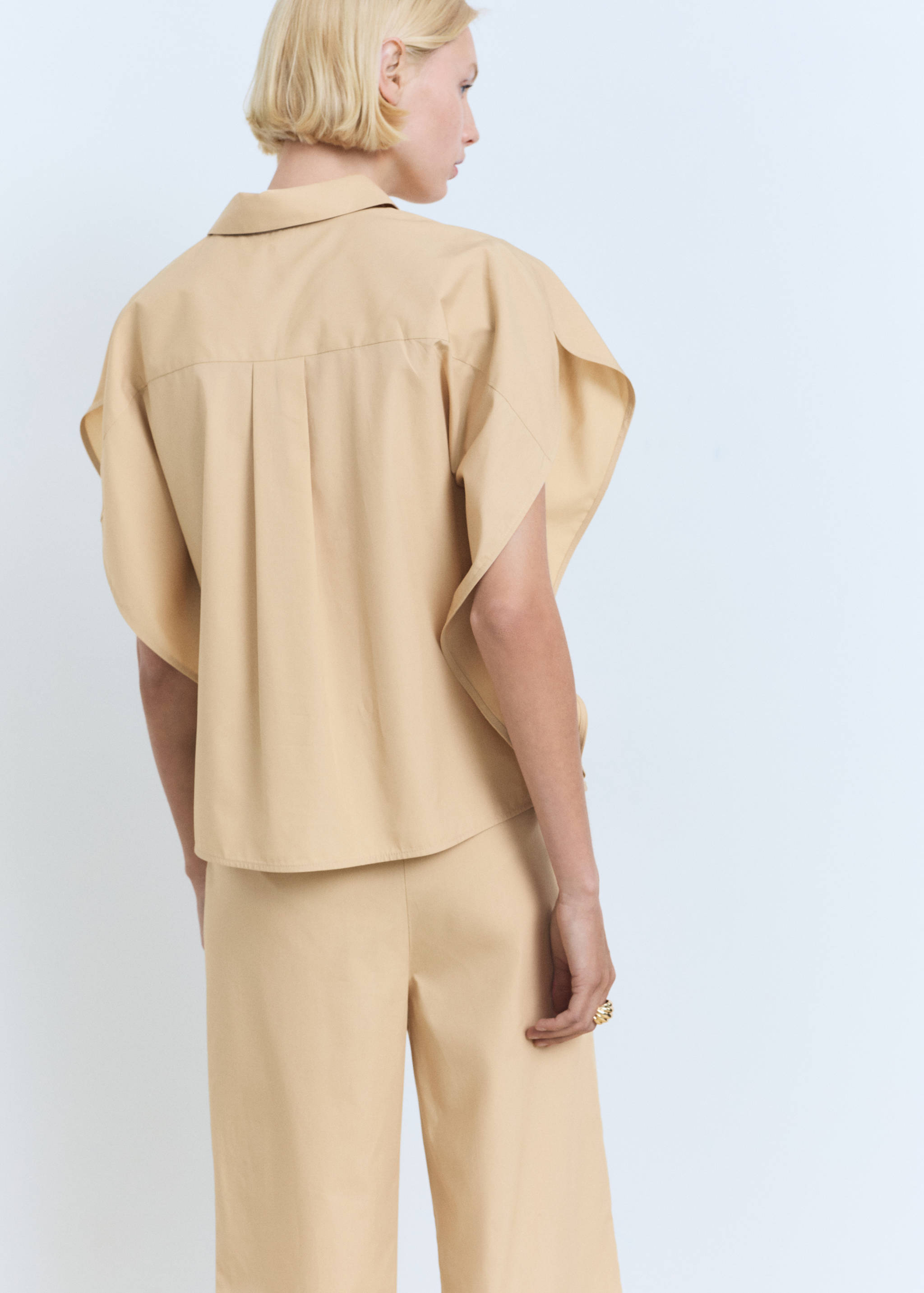 Oversized short-sleeved shirt - Reverse of the article