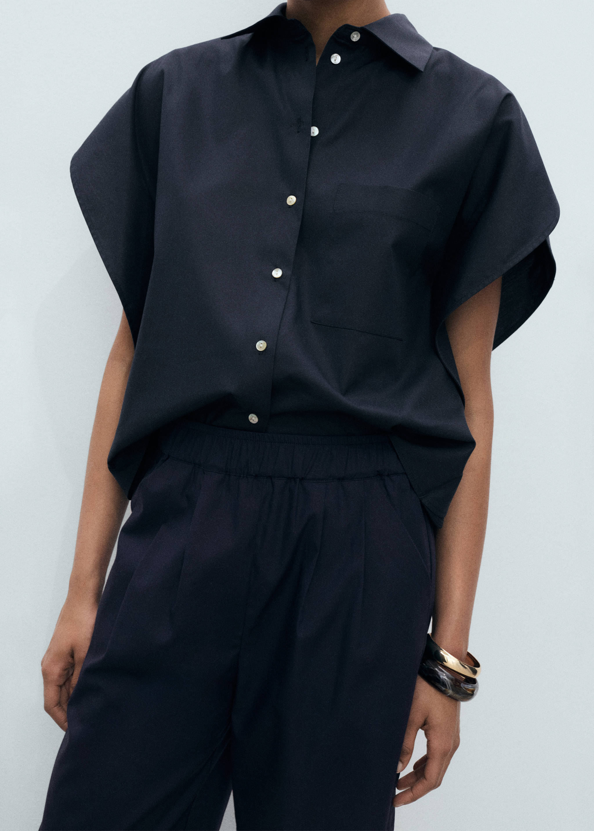 Oversized short-sleeved shirt - Details of the article 1