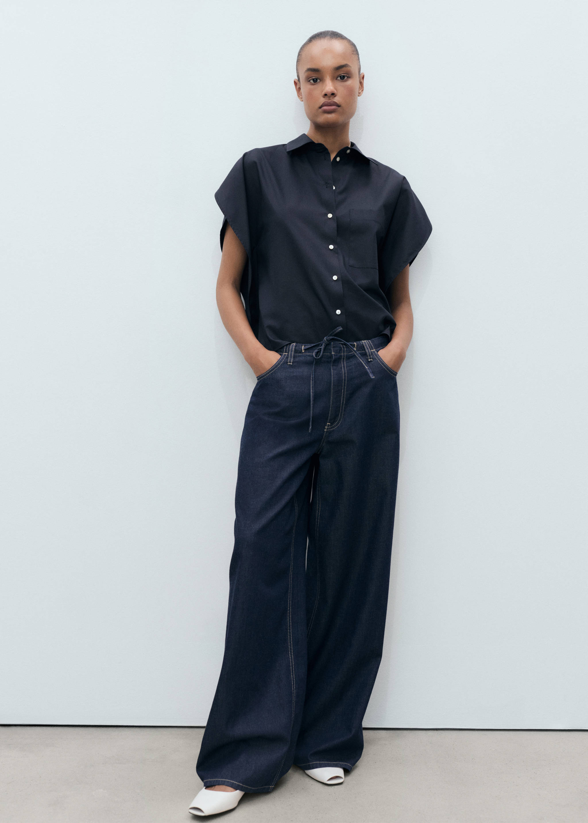 Oversized short-sleeved shirt - Details of the article 2