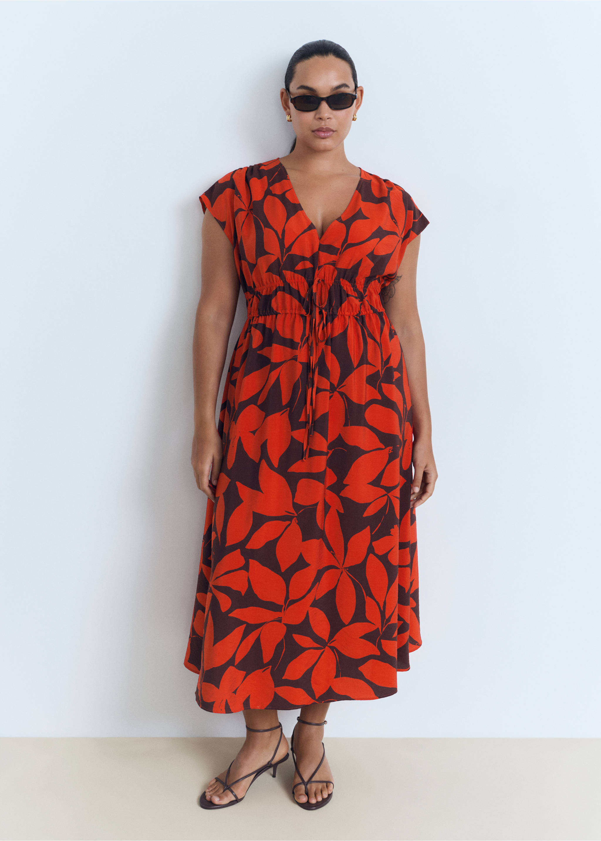 Long printed dress - Details of the article 3, Red. Ref: 17031161-00.