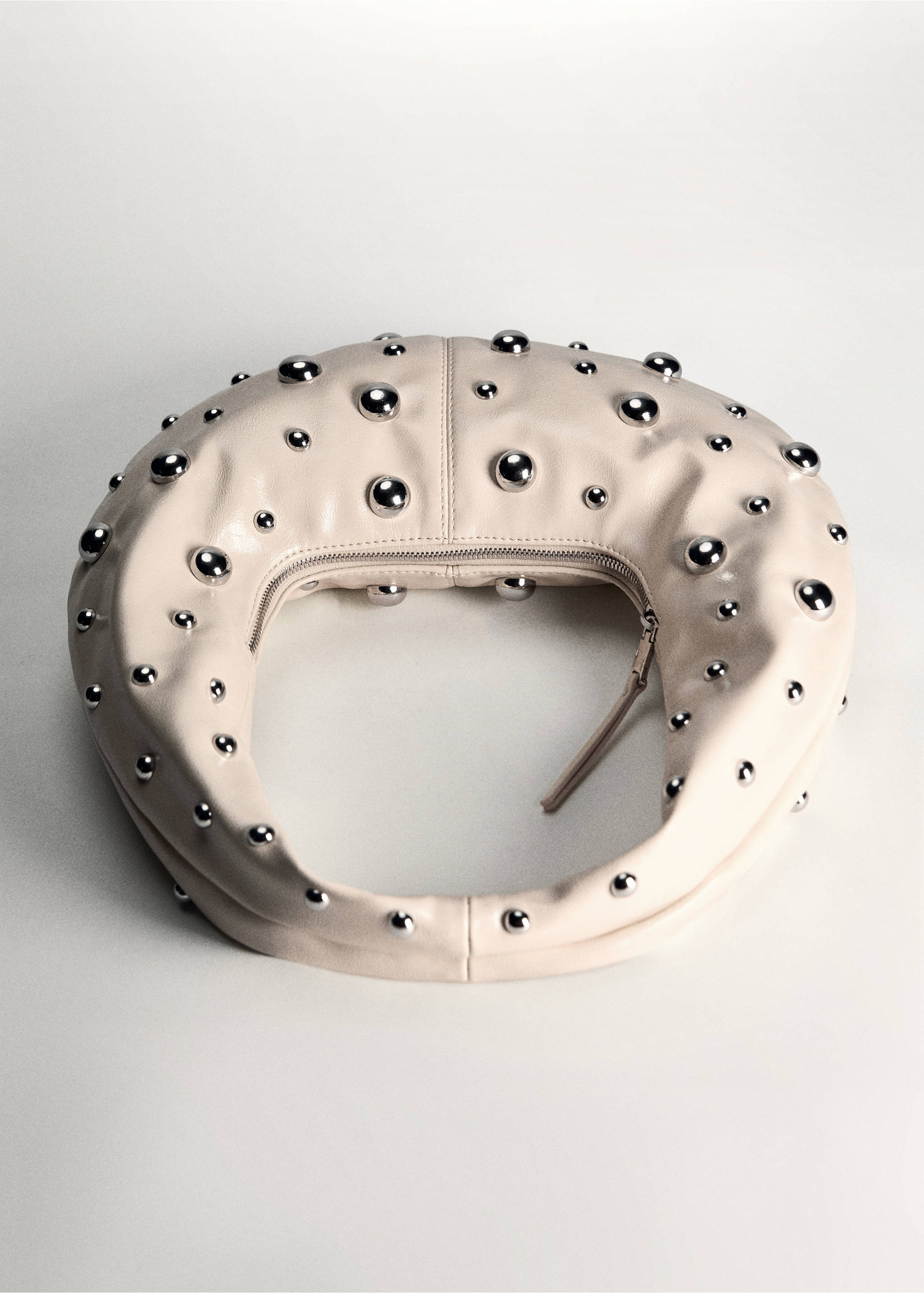Studded shoulder bag - Details of the article 5, Off White. Ref: 17031172-00.