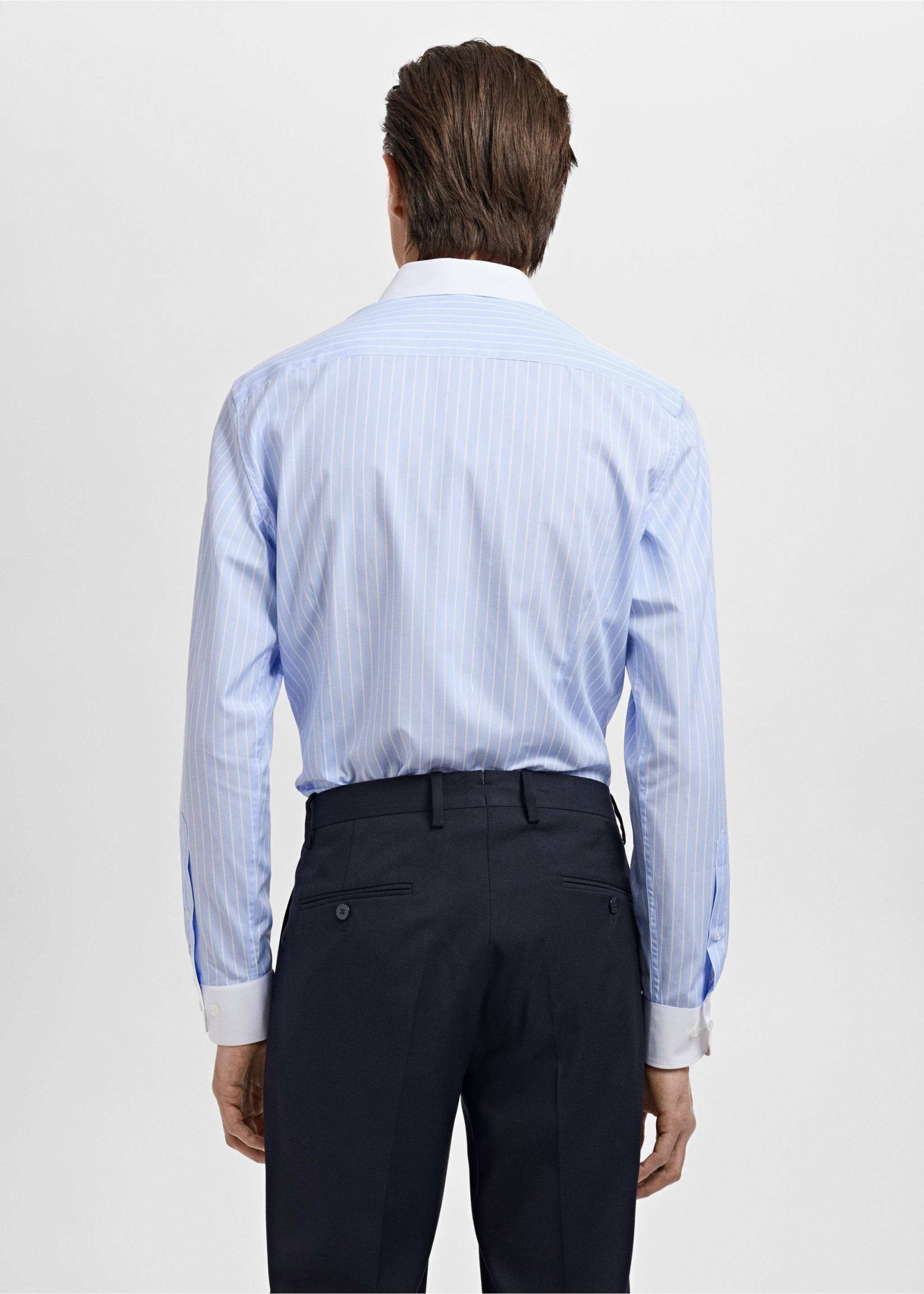 Gestreiftes Slim-Fit-Anzughemd - Rückseite des Artikels, Himmelblau. Ref: 17031176-00.