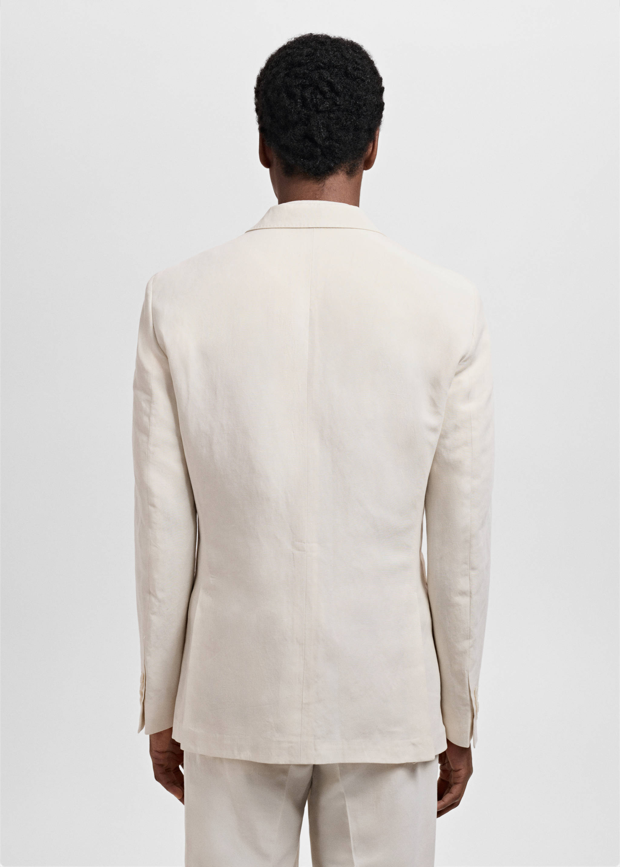 Slim-fit suit jacket made from a linen-lyocell blend - Reverse of the article
