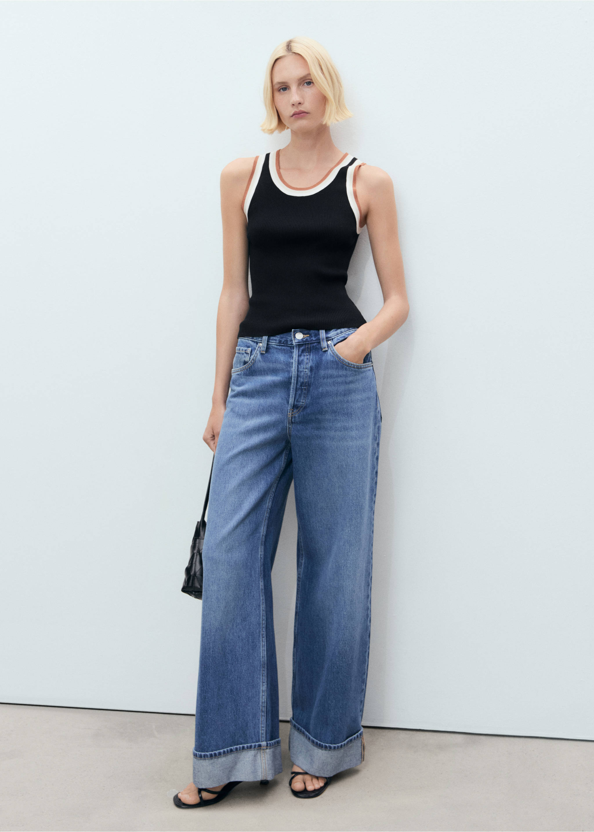 Knitted top with contrast details - General plane, Black. Ref: 17031187-00.