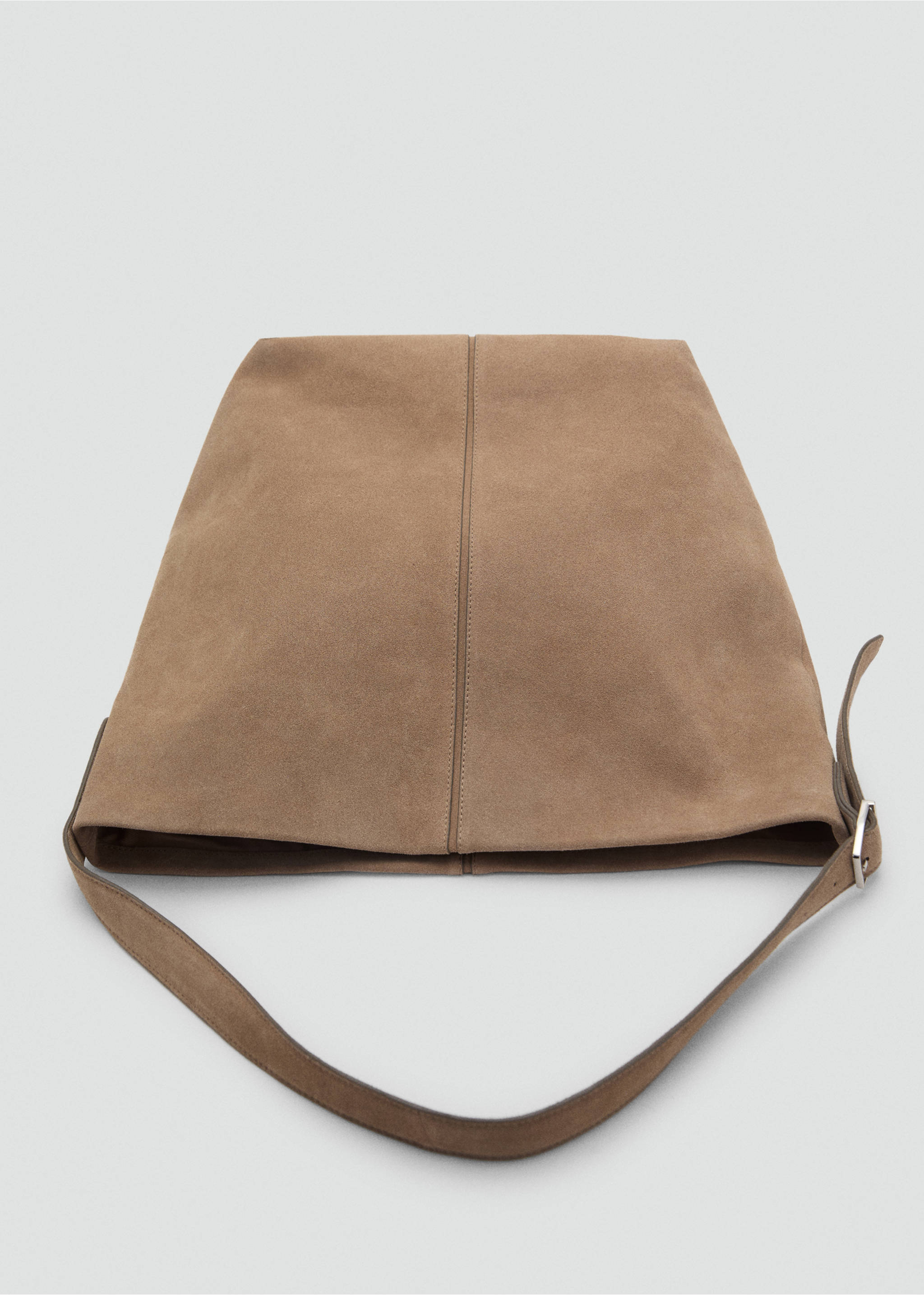 Bucket Bag aus Leder - Detail des Artikels 3, Sandfarben. Ref: 17031188-00.