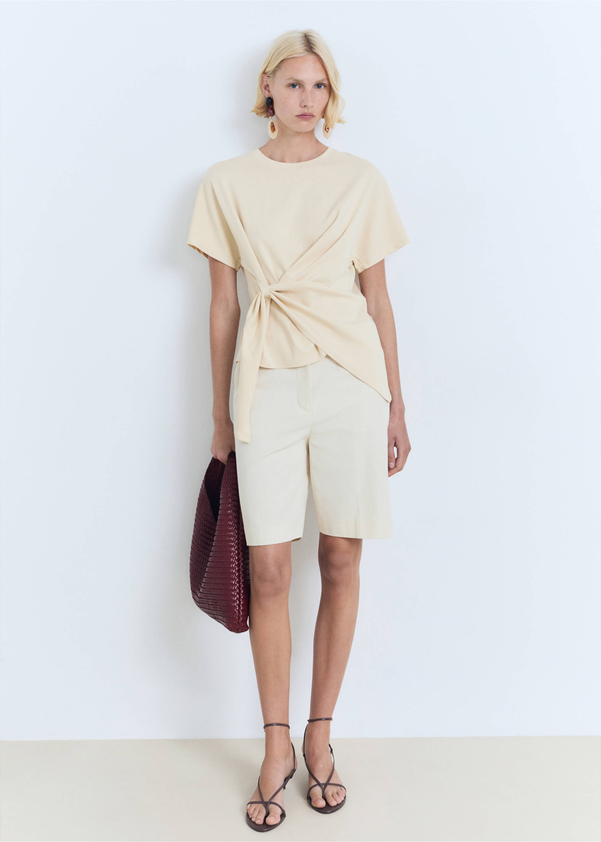 Knot cotton t-shirt - General plane, Vanilla. Ref: 17031200-00.