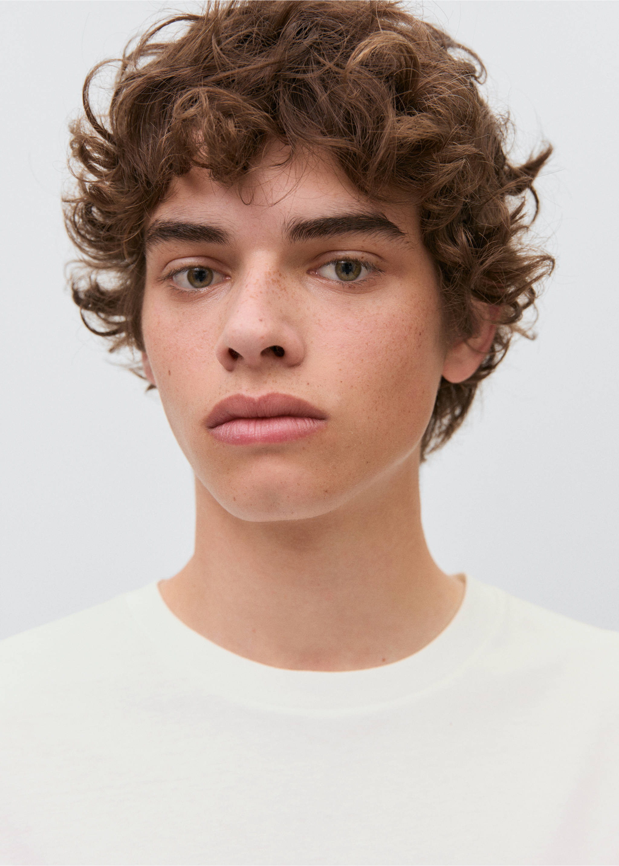 Camiseta algodón básica - Detalle del artículo 1, Blanco roto. Ref: 17031212-00.