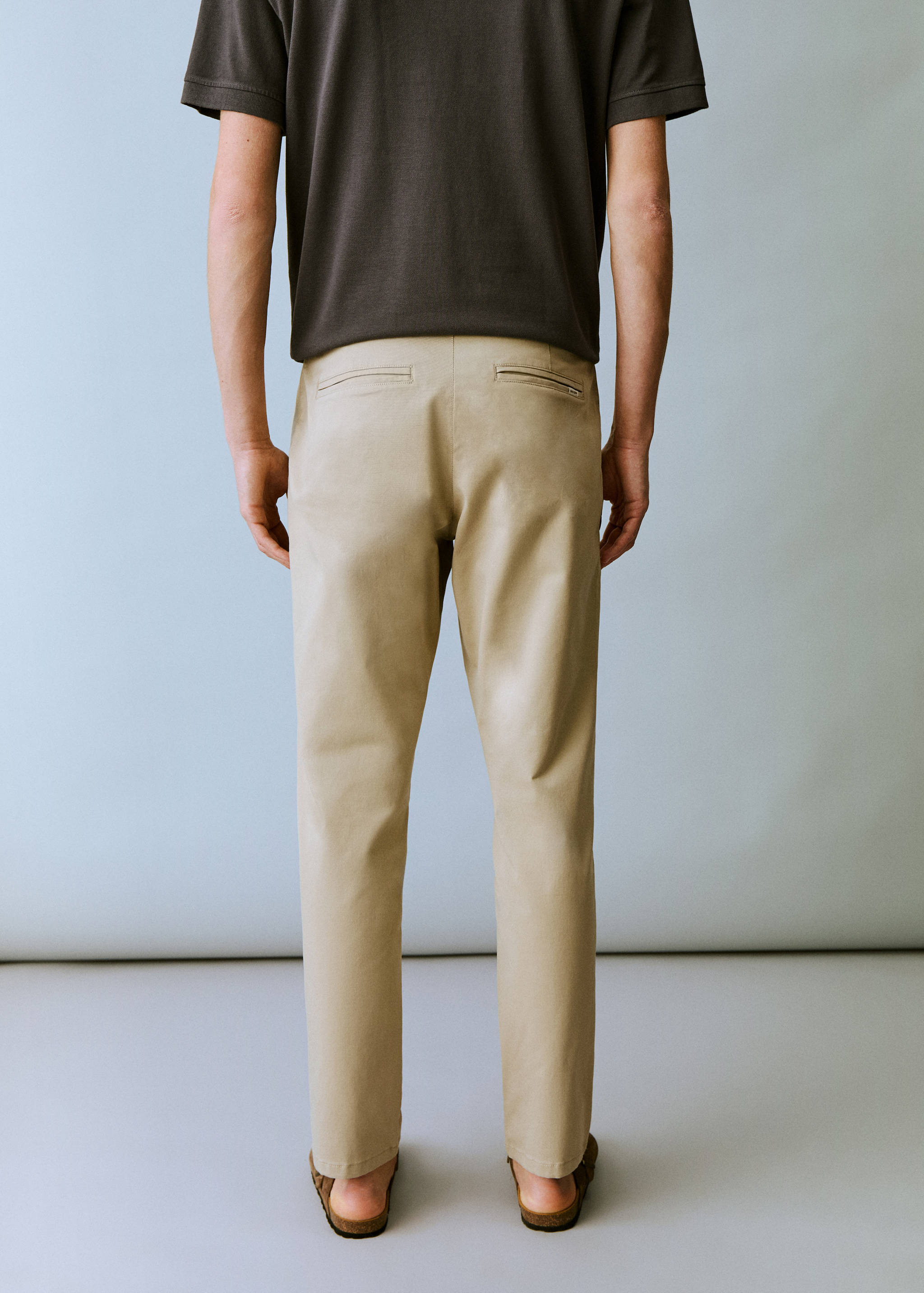 Cotton chinos - Reverse of the article