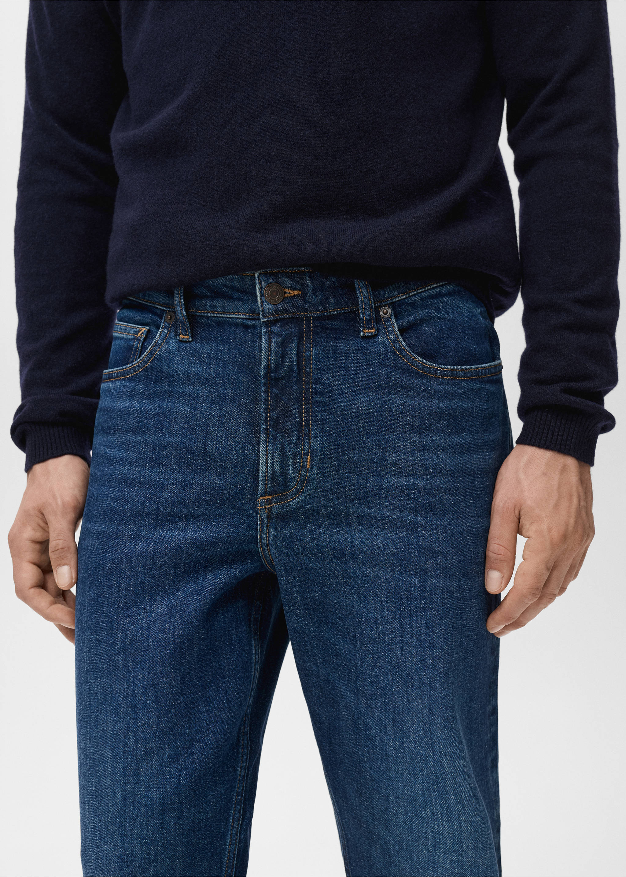 Ben Jeans im Cropped Tapered Fit - Detail des Artikels 1, Dunkelblau. Ref: 17031222-00.