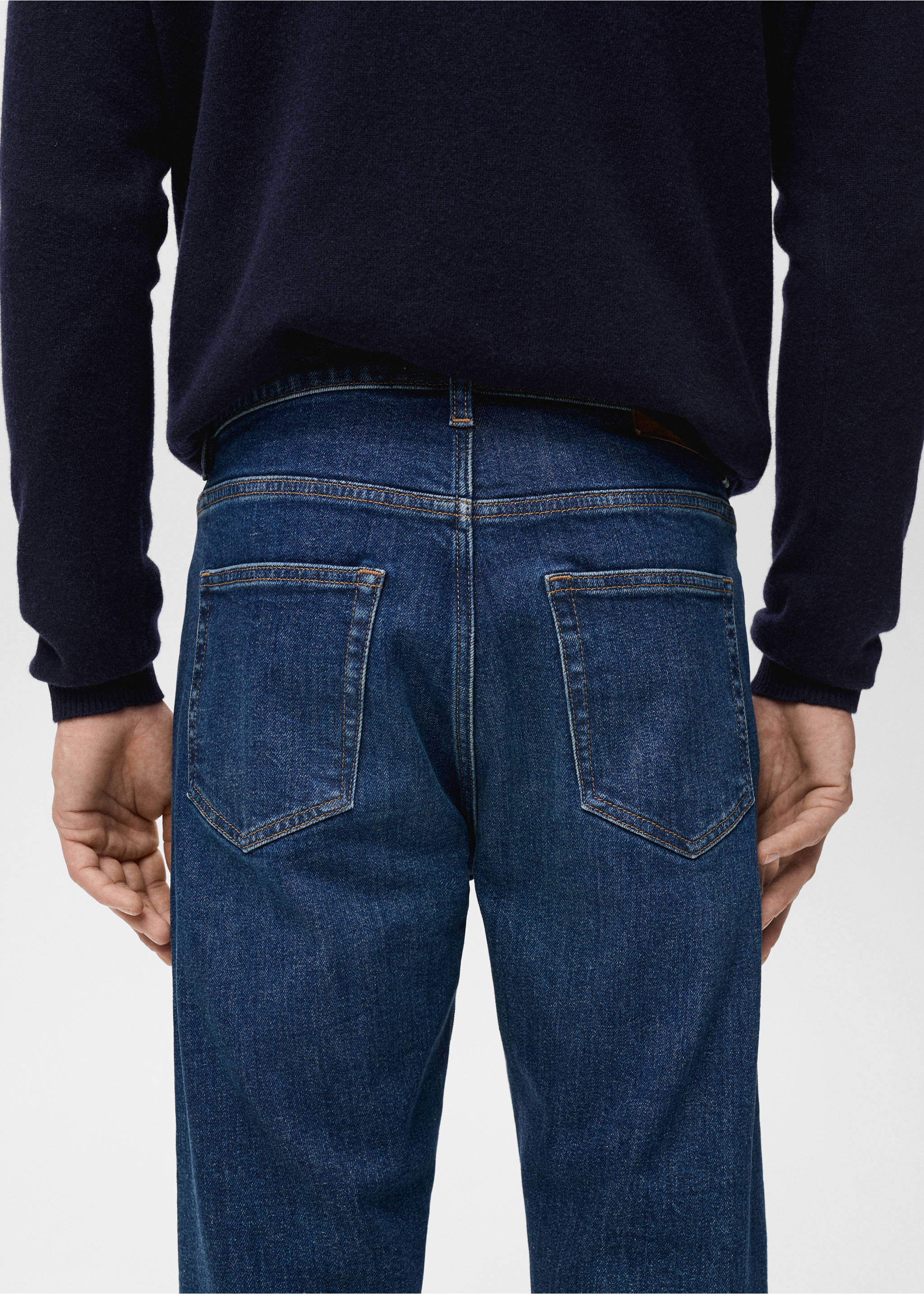 Ben Jeans im Cropped Tapered Fit - Detail des Artikels 6, Dunkelblau. Ref: 17031222-00.