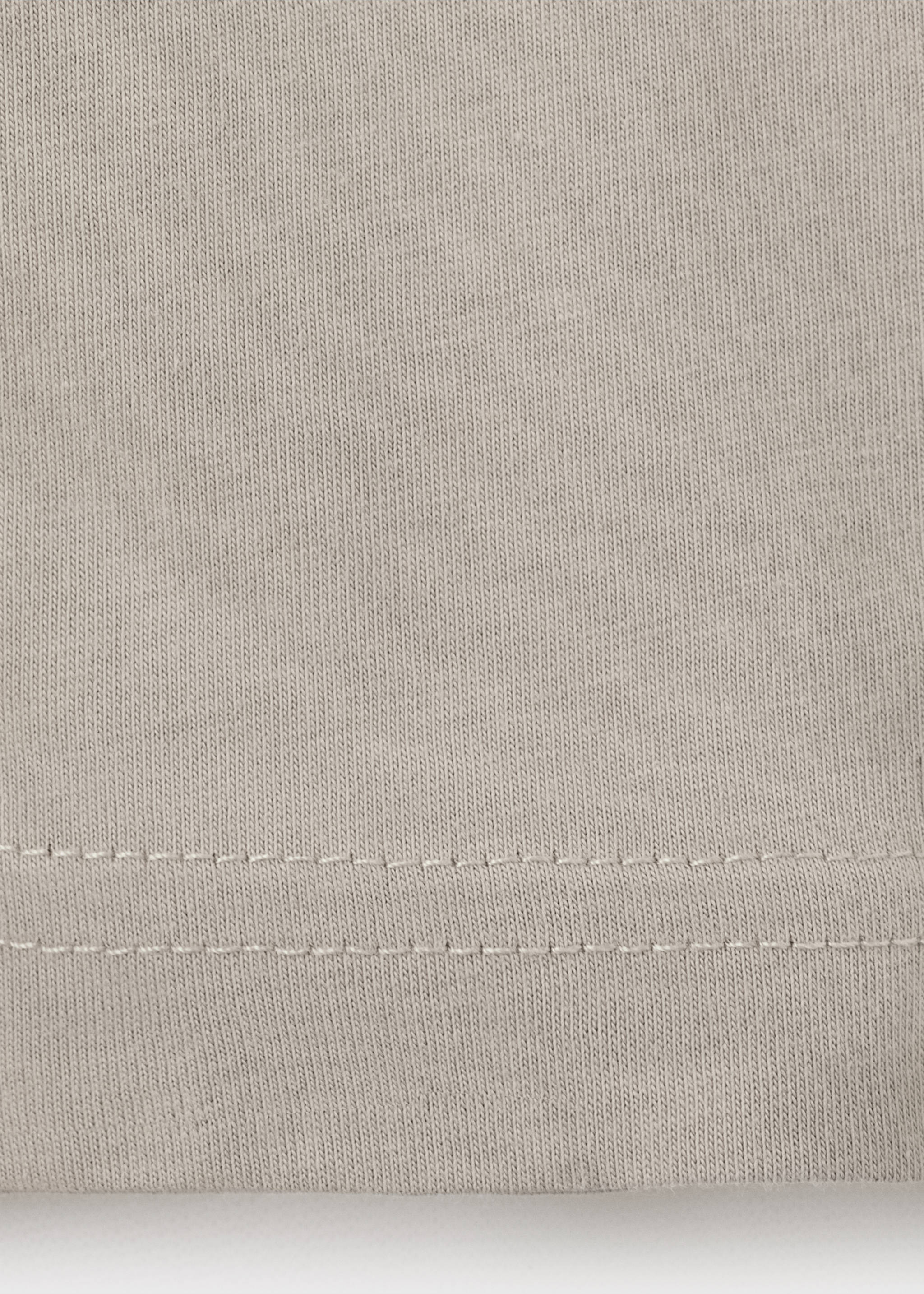 T-shirt slim fit de 100% algodão - Pormenor do artigo 0, Areia. Ref: 17031230-00.