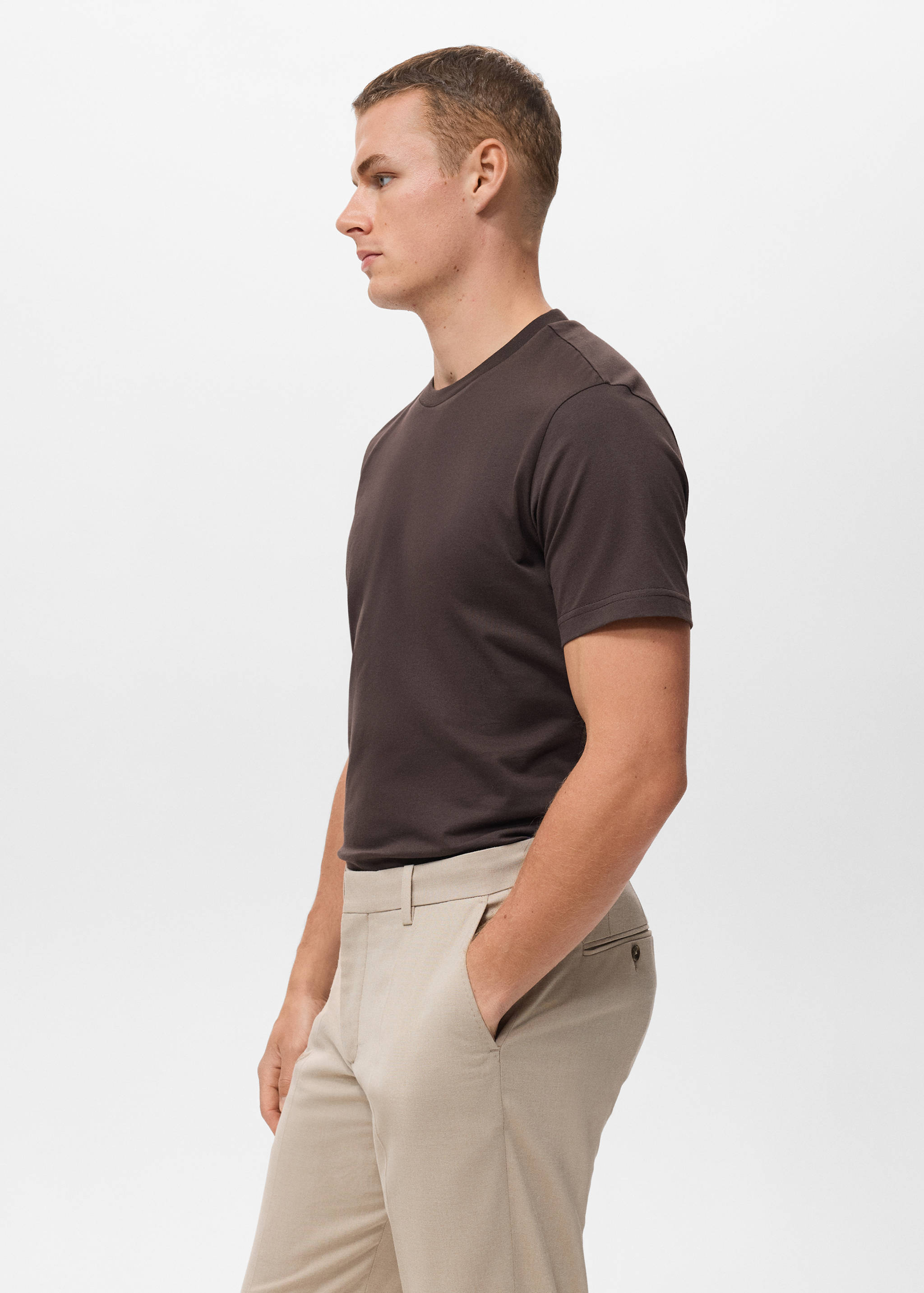100% cotton slim-fit t-shirt - Details of the article 2