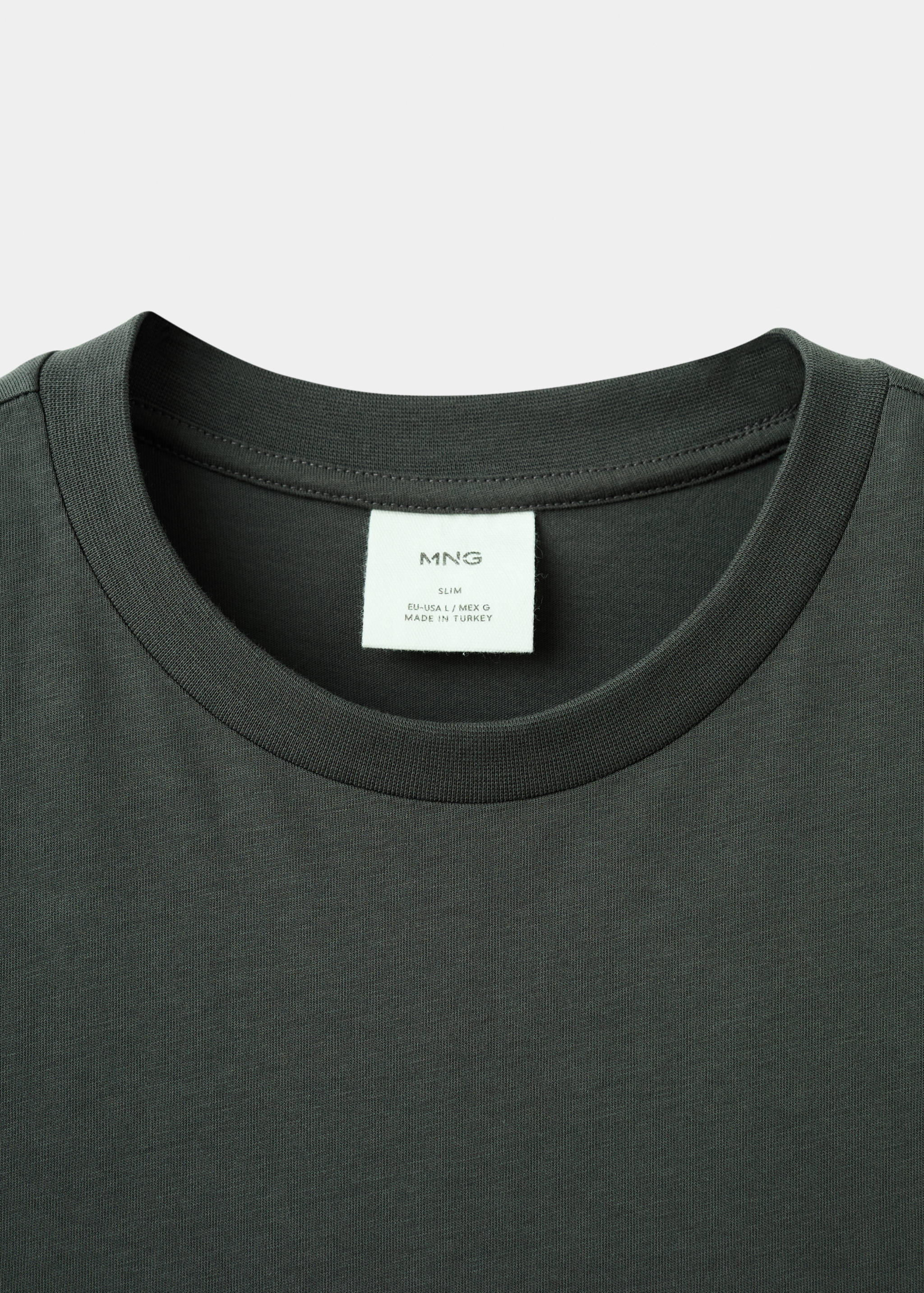 100% cotton slim-fit t-shirt - Details of the article 8