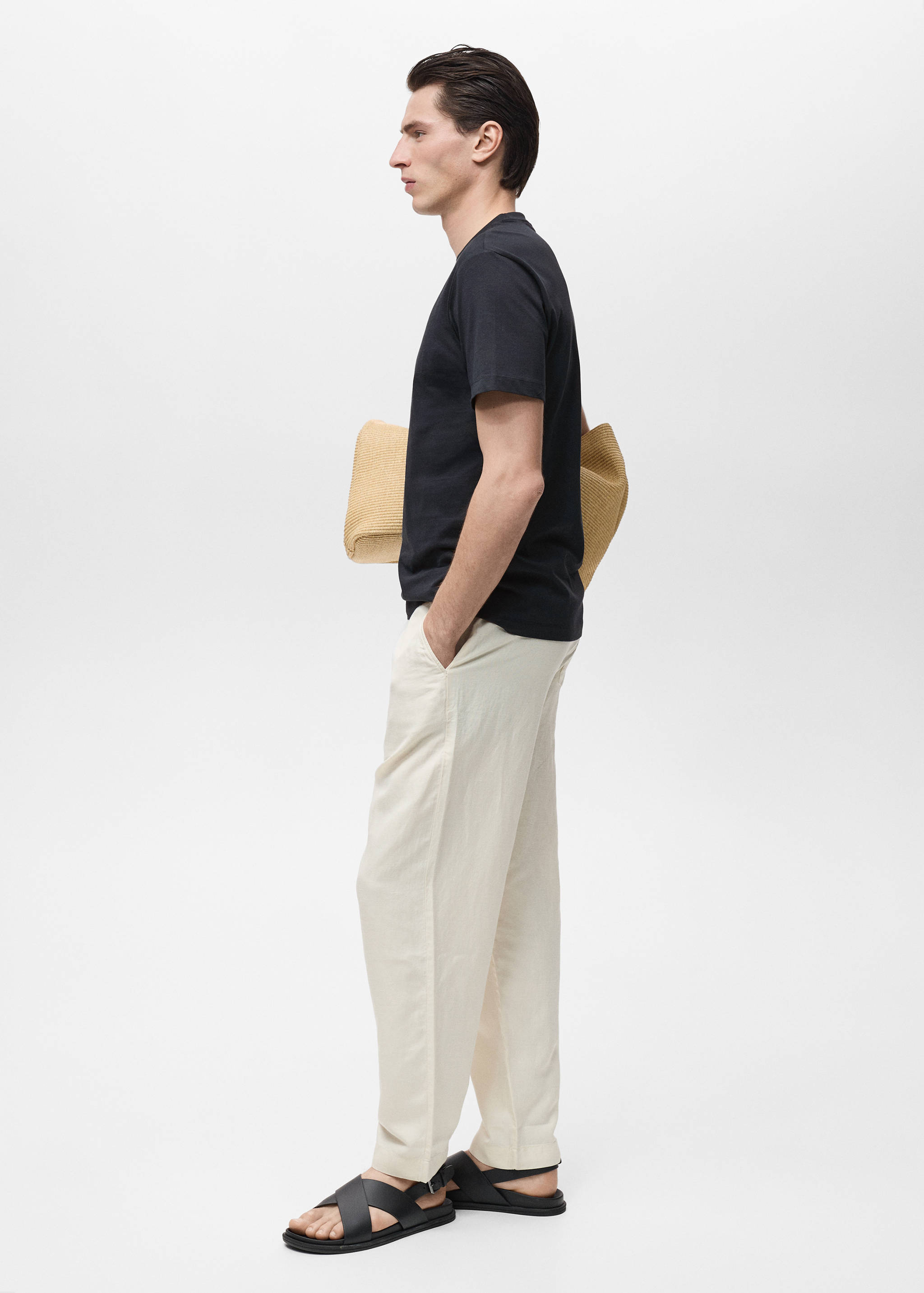 100% cotton slim-fit t-shirt - Details of the article 2