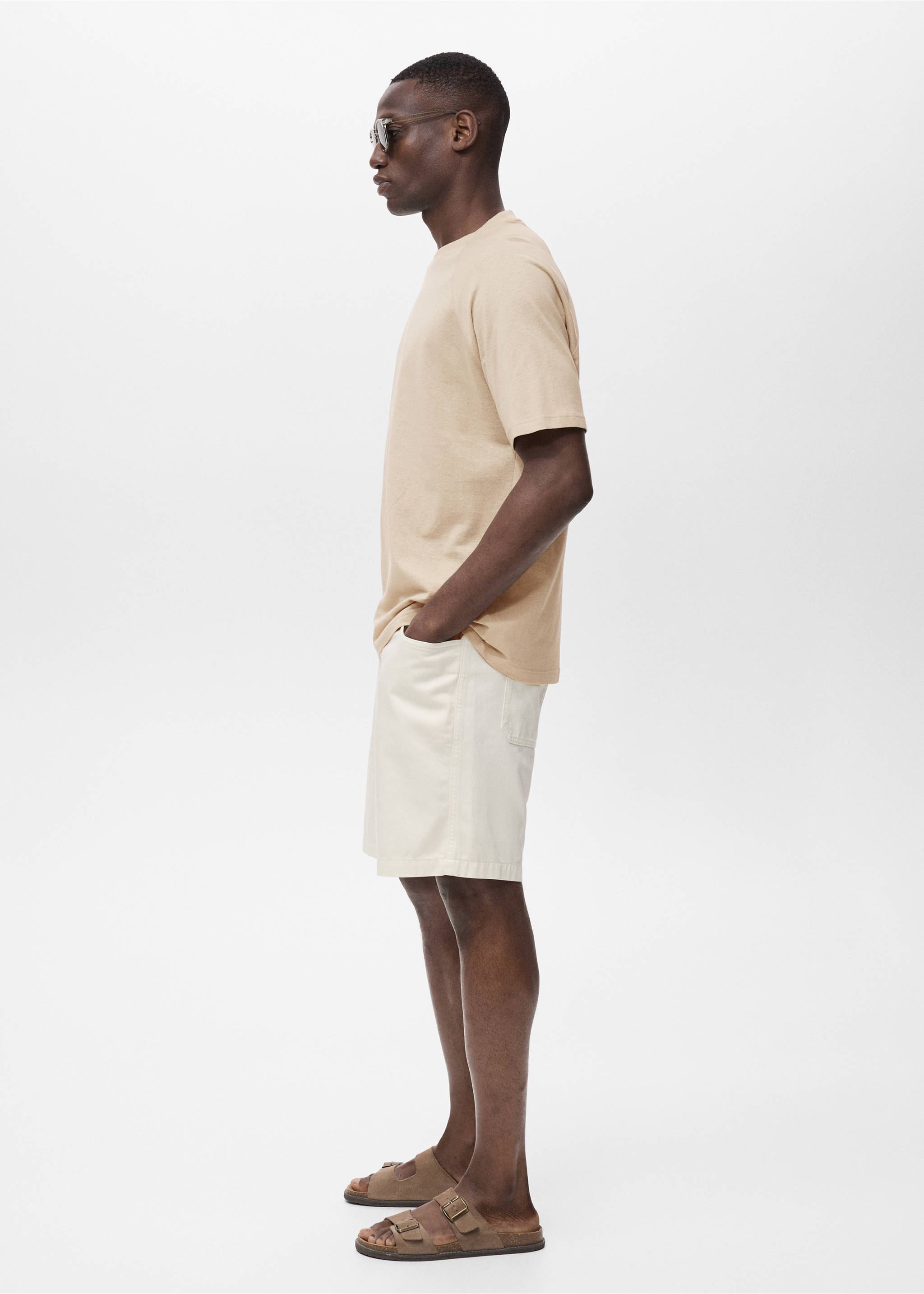 Relaxed-Fit-T-Shirt aus Baumwolle mit Leinen - Detail des Artikels 2, Beige. Ref: 17031231-00.