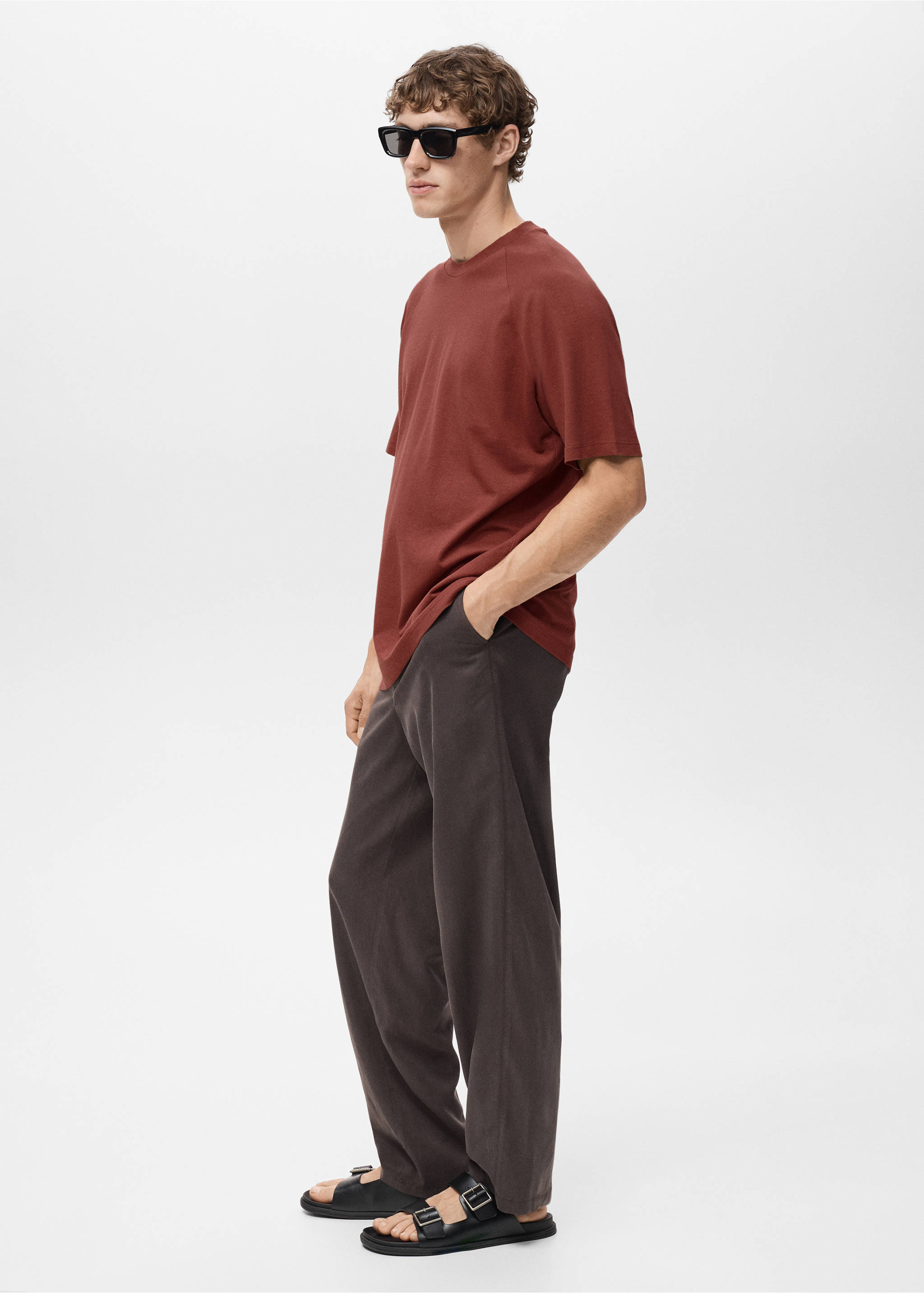 Relaxed-Fit-T-Shirt aus Baumwolle mit Leinen - Detail des Artikels 2, Bräunliches Orange. Ref: 17031231-00.