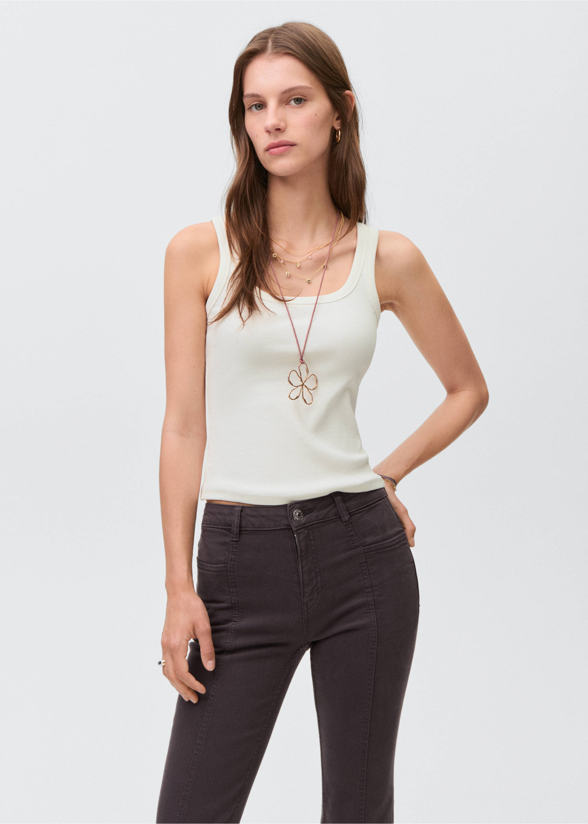 Knit strap top - Medium plane, Off White. Ref: 17031255-00.